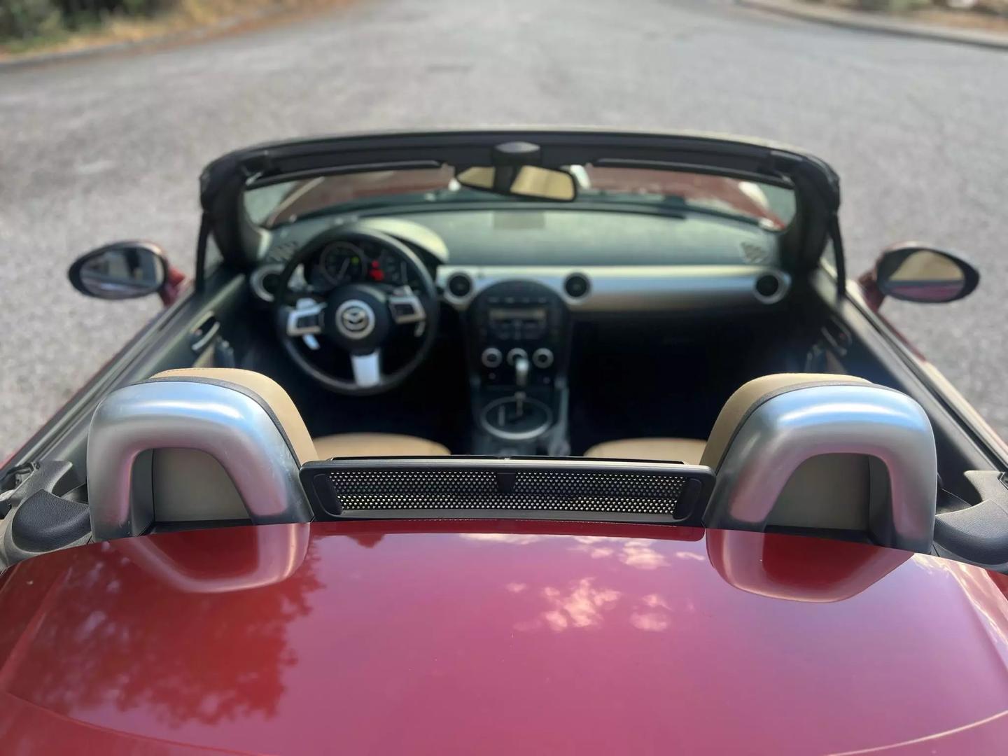 2011 Mazda MX-5 Miata Grand Touring Hard Top photo 19