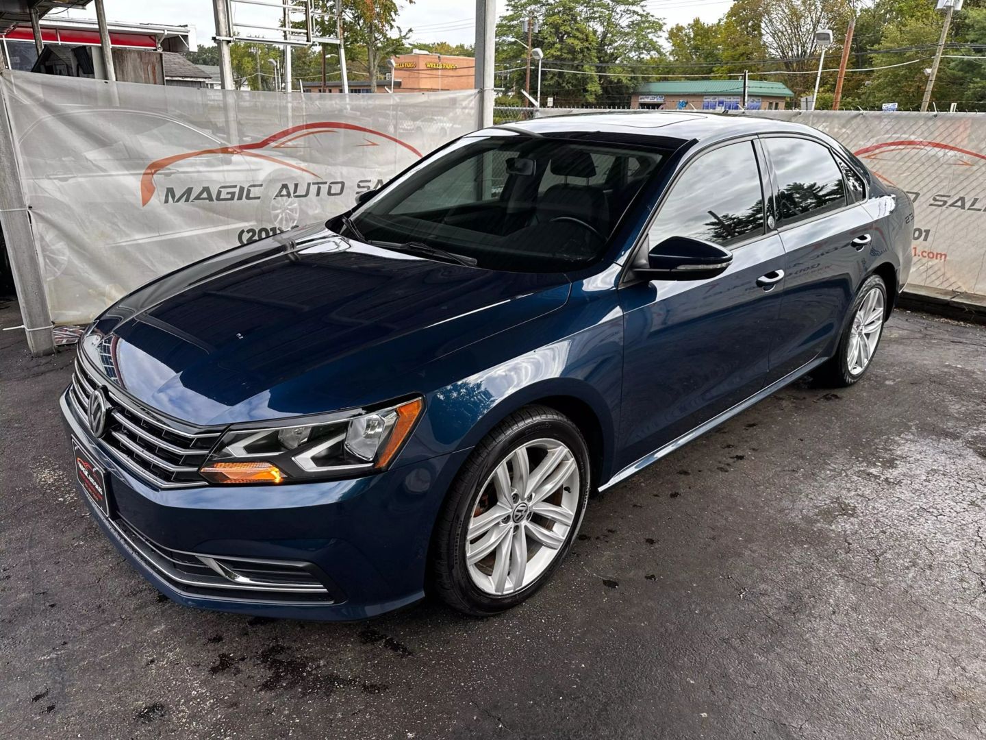 2019 Volkswagen Passat - Image 10