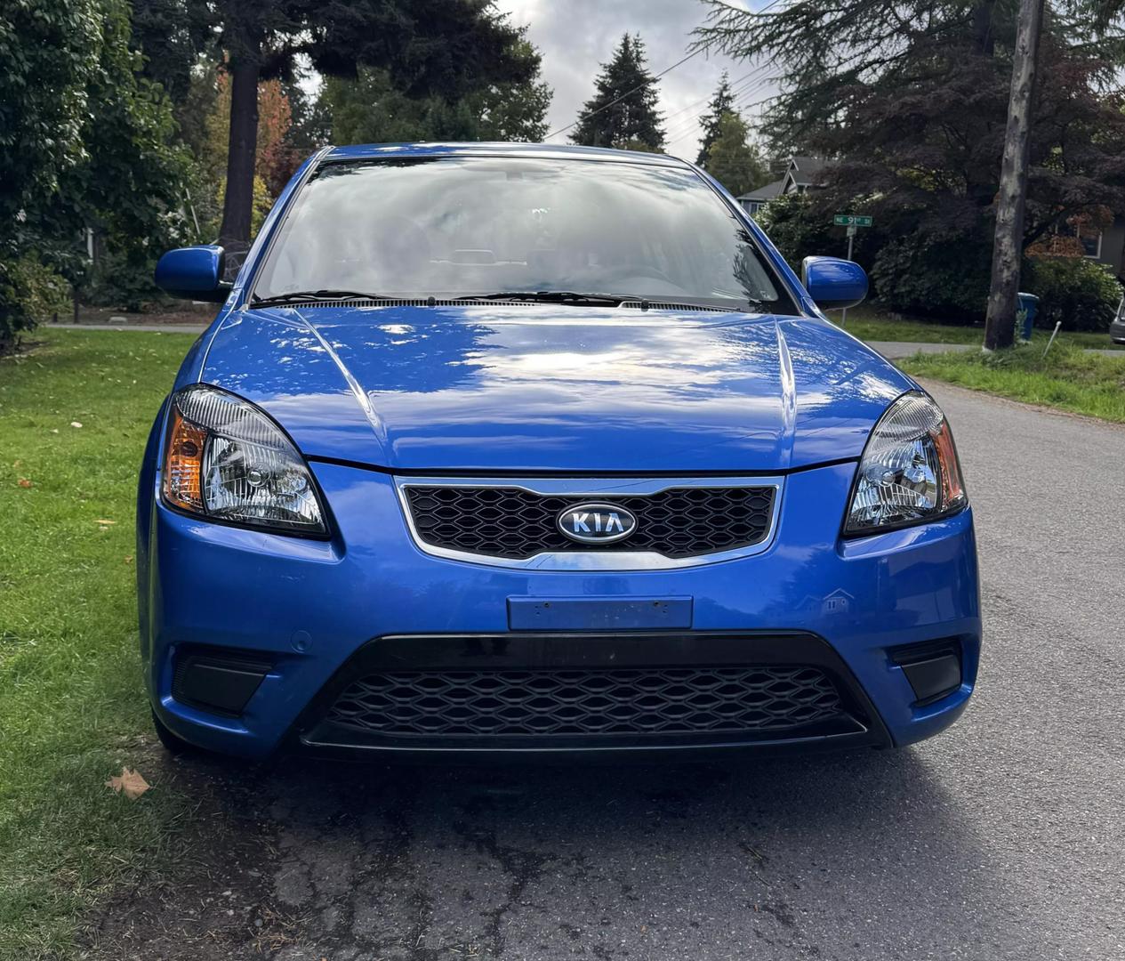 2010 Kia Rio LX photo 2