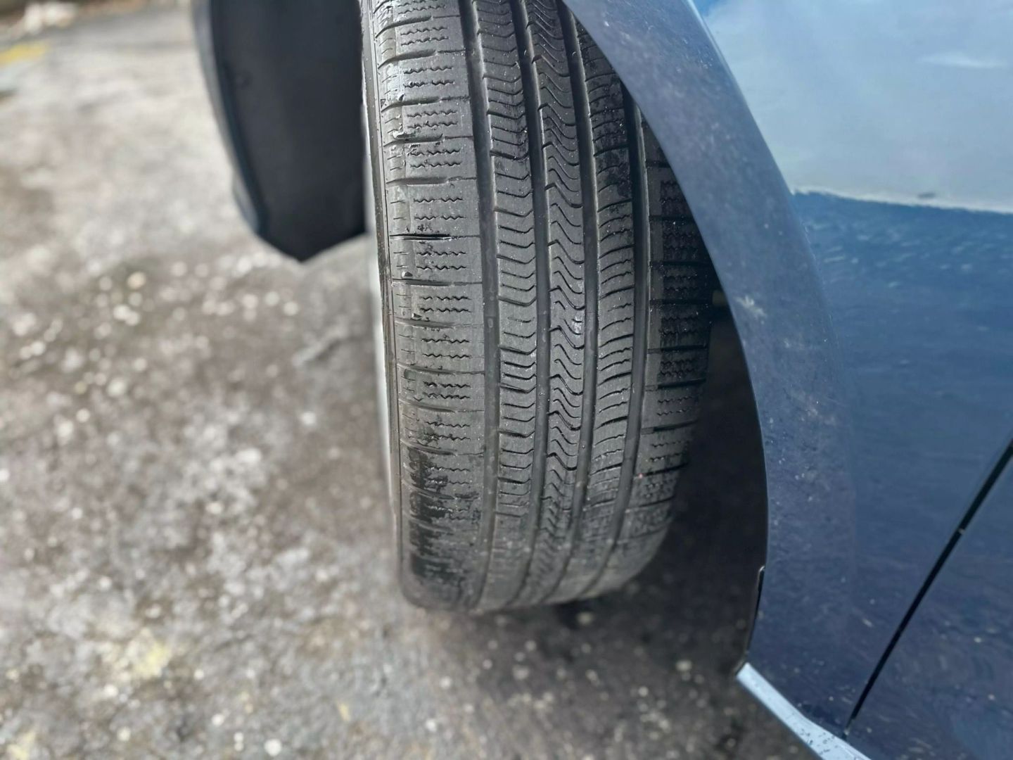 2019 Volkswagen Passat - Image 41