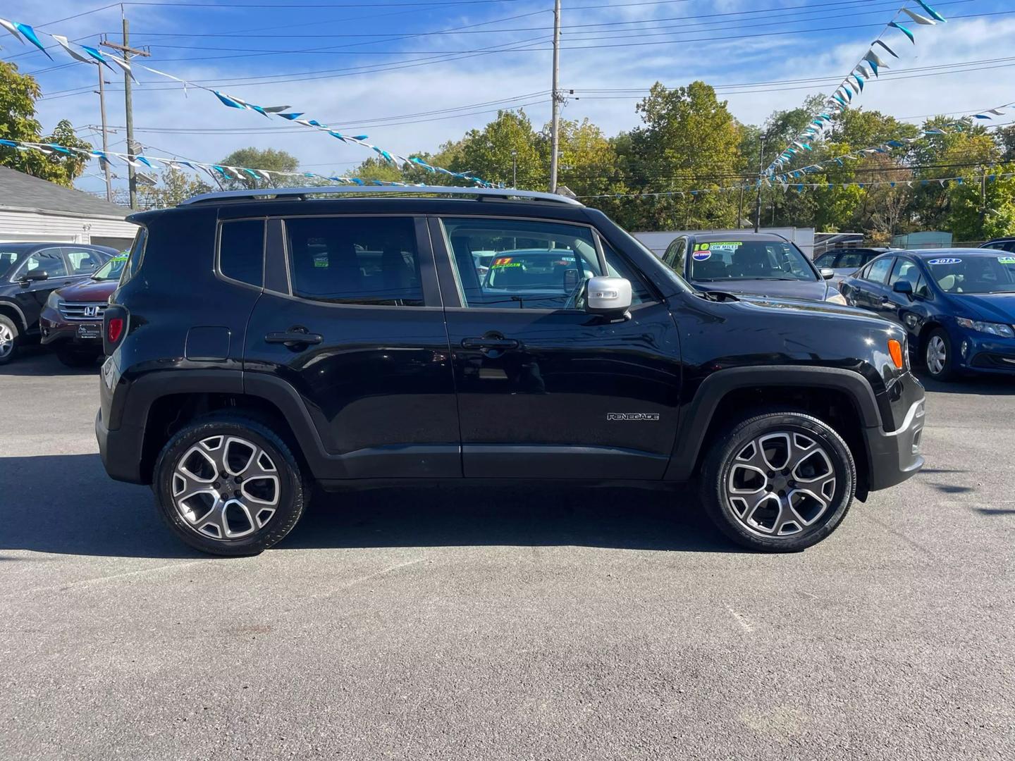 2015 Jeep Renegade Limited photo 29