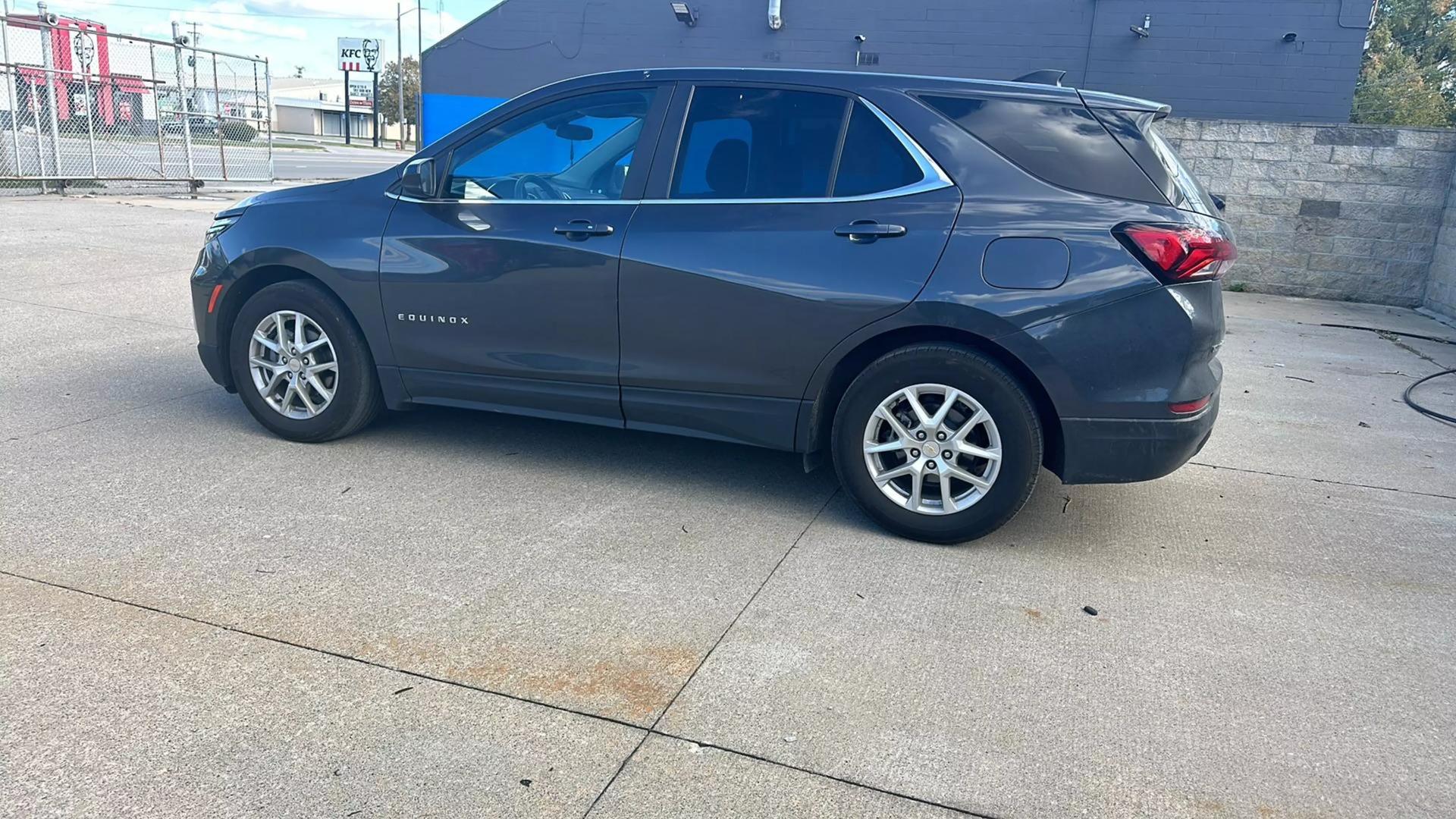 2022 Chevrolet Equinox LT photo 13