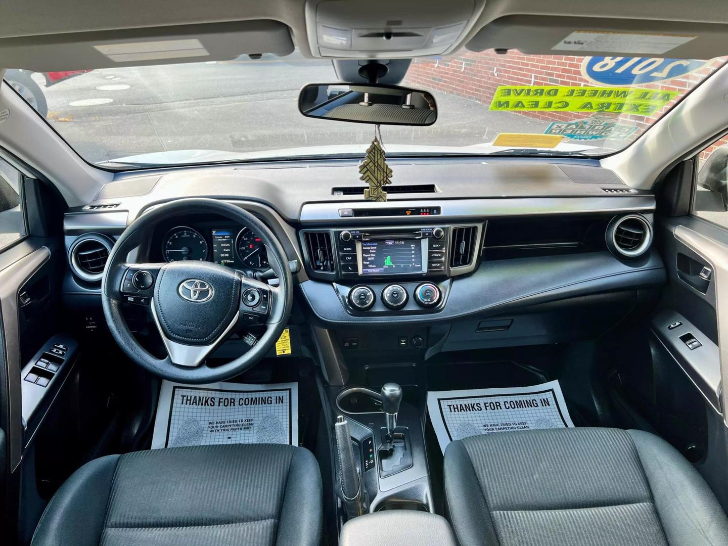 2018 Toyota RAV4 LE photo 14