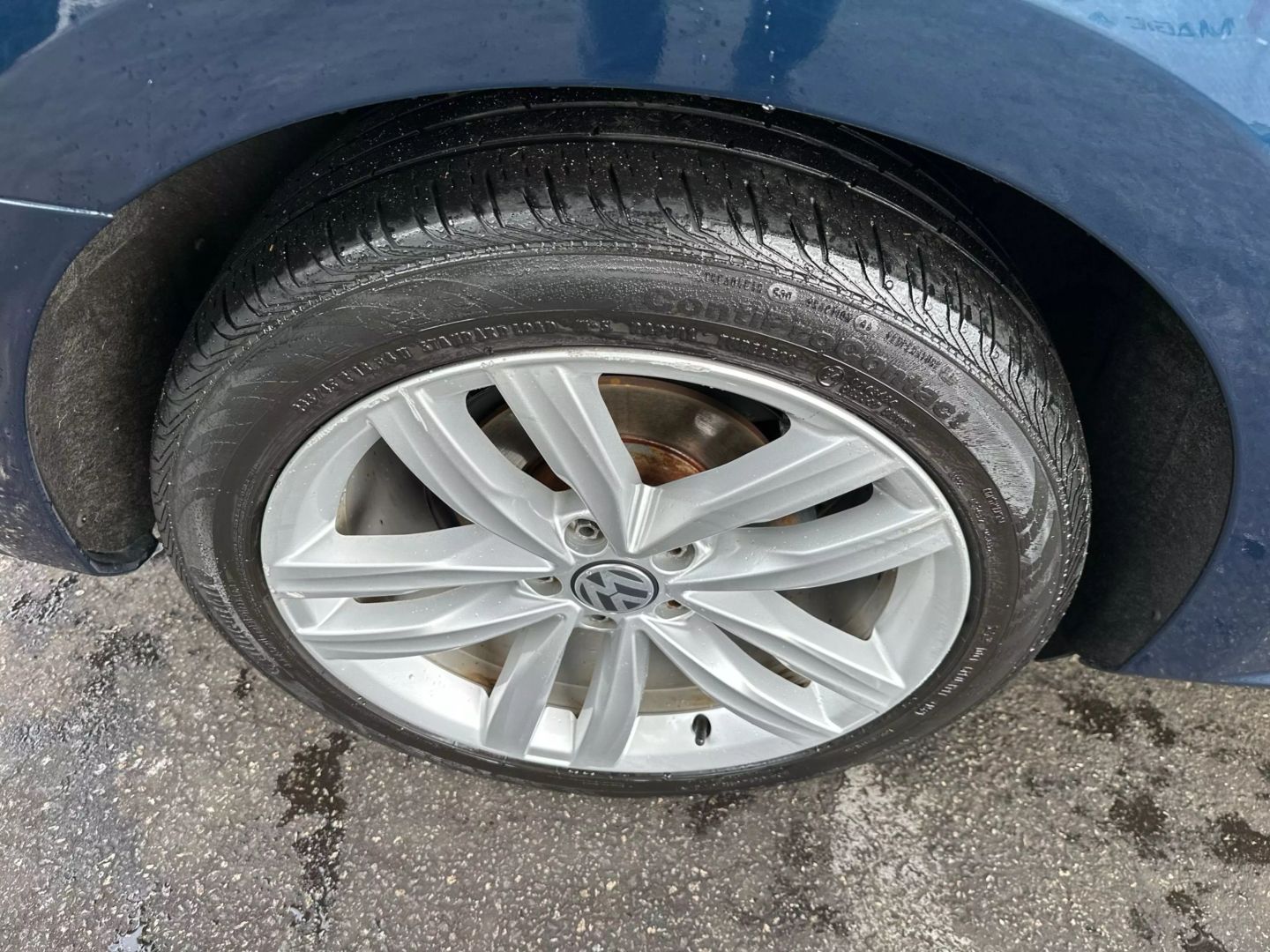 2019 Volkswagen Passat - Image 45
