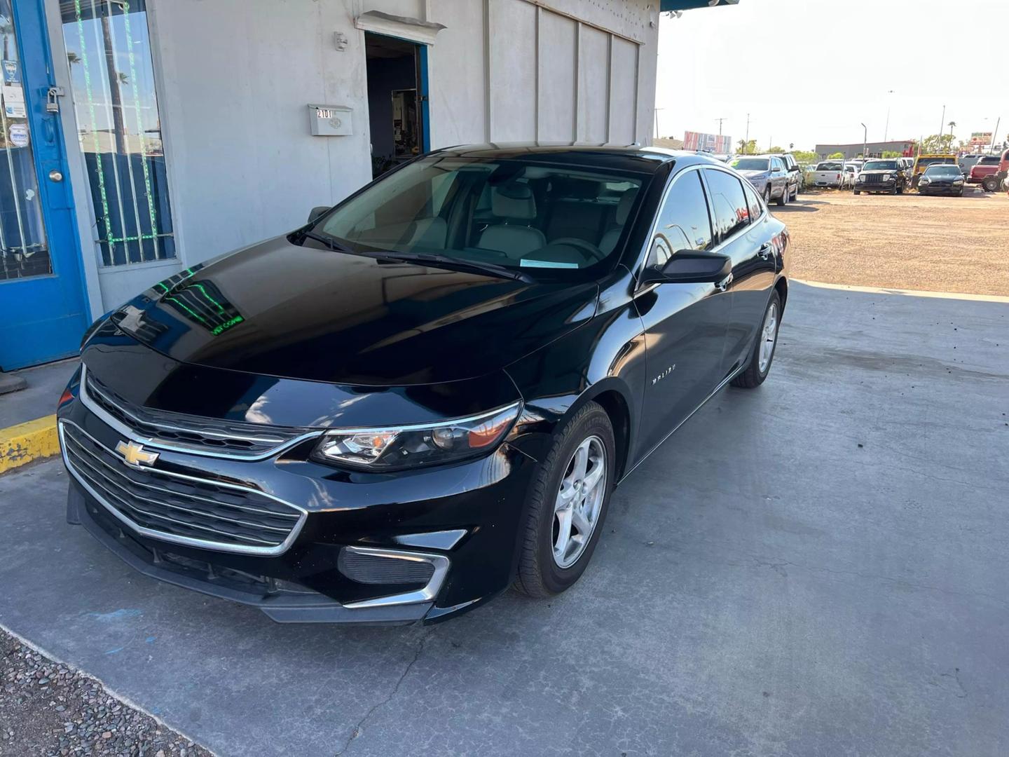 2016 Chevrolet Malibu 1LS photo 3