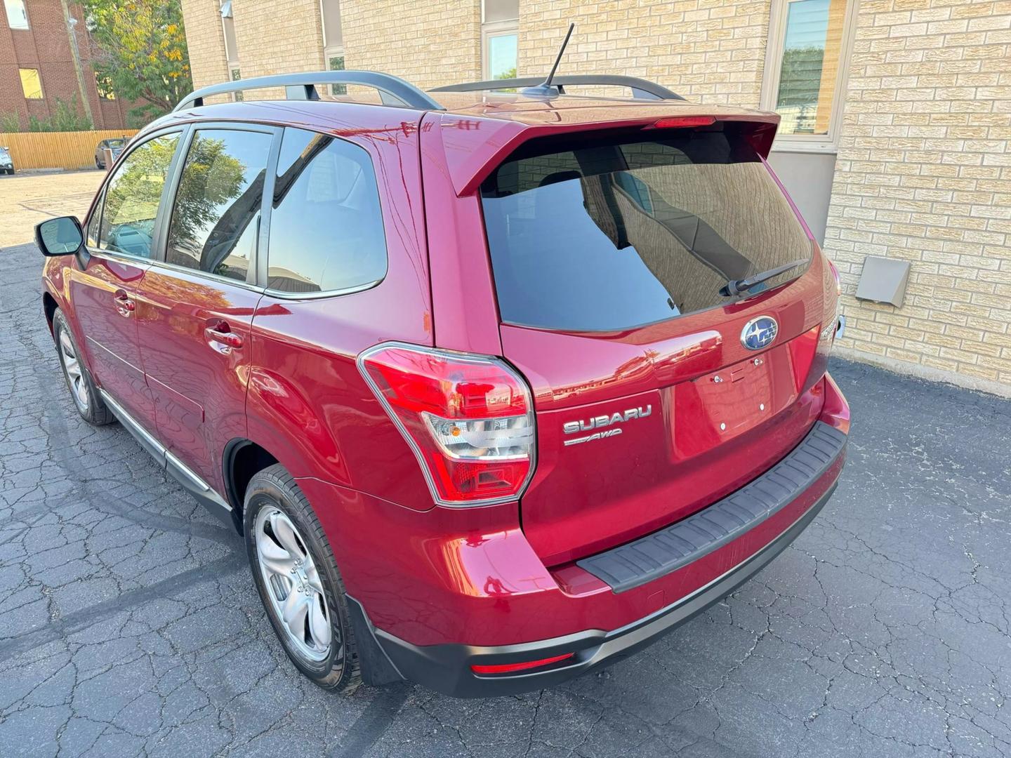 2015 Subaru Forester i Touring photo 7