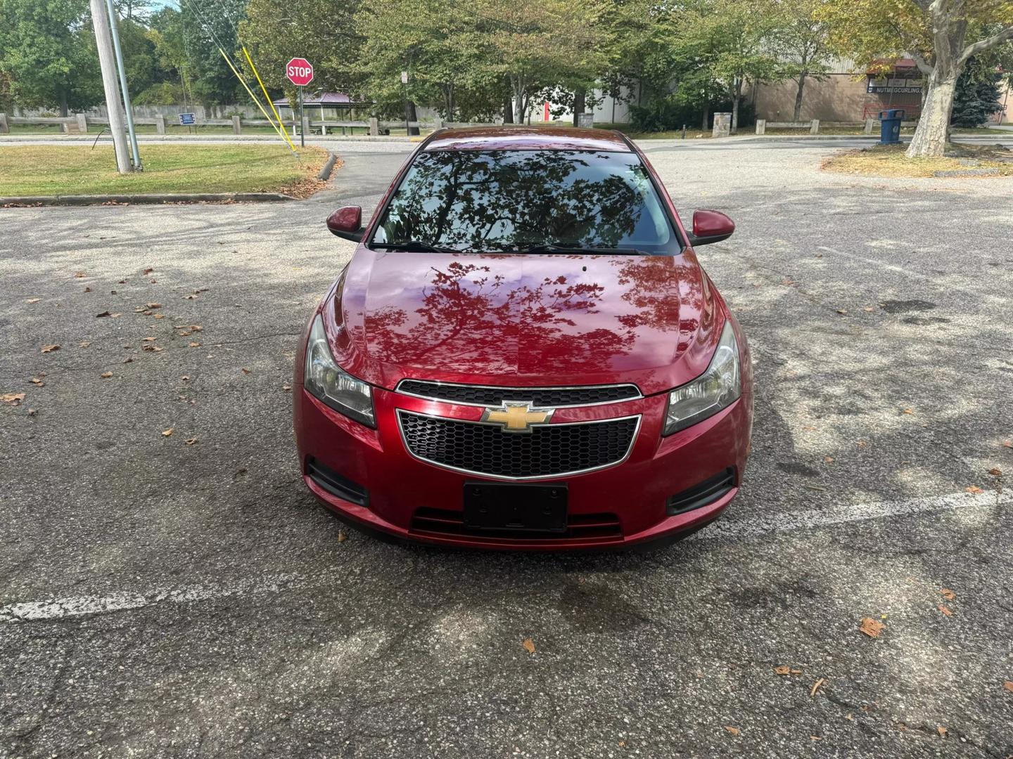 2012 Chevrolet Cruze 1LT photo 2