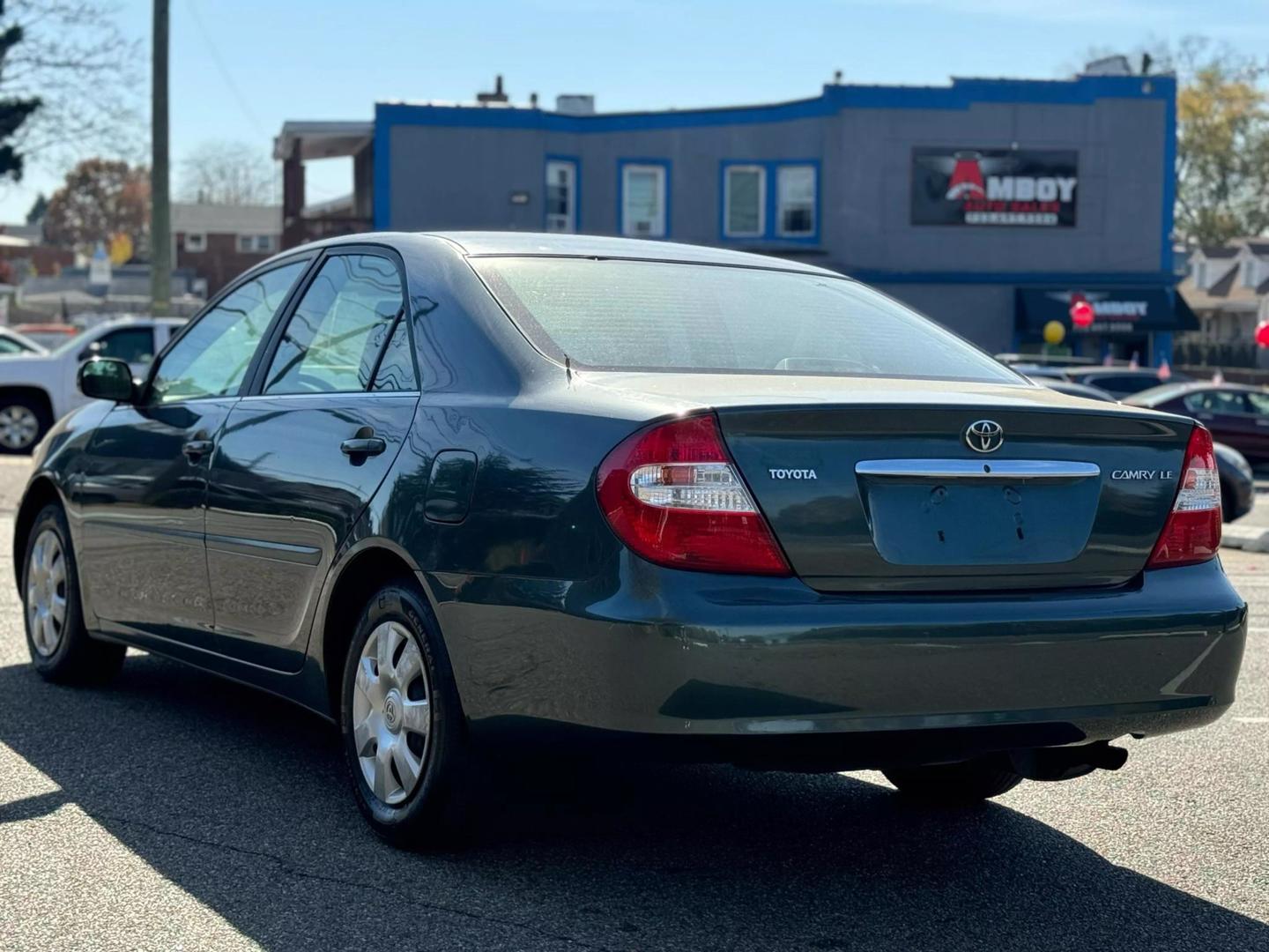 2003 Toyota Camry LE photo 6