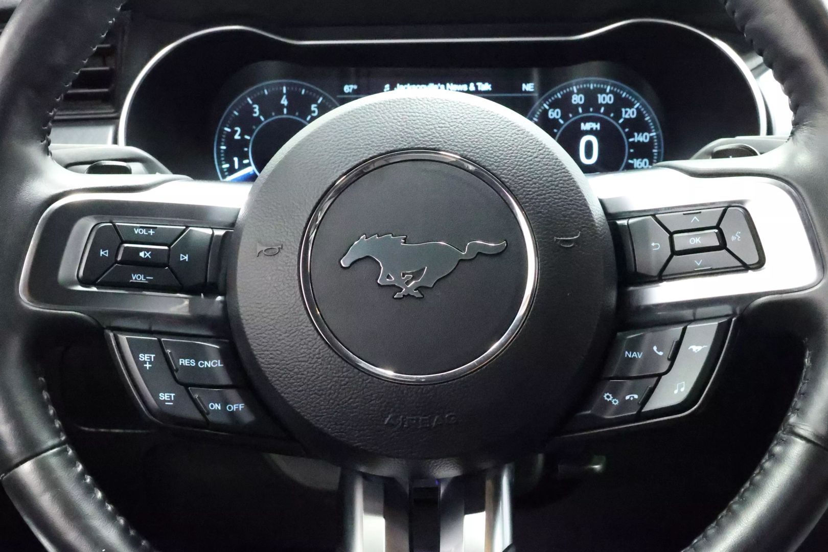 2022 Ford Mustang - Image 24