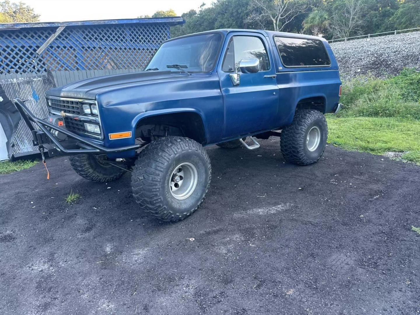 1989 Chevrolet Blazer null photo 3