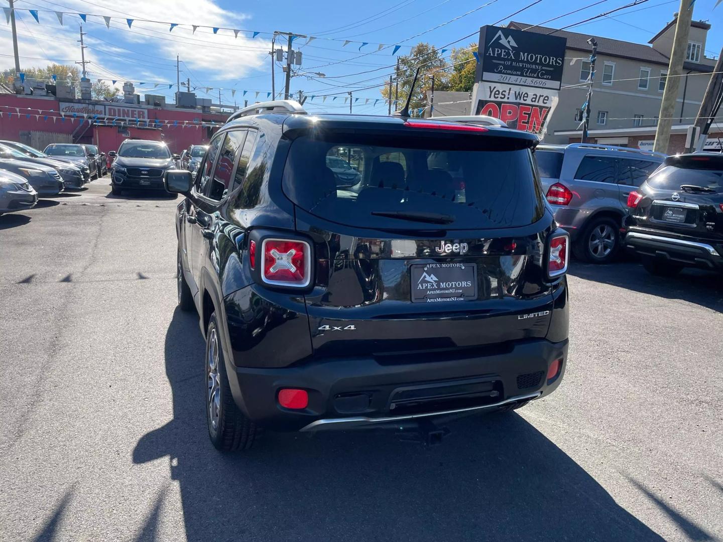 2015 Jeep Renegade Limited photo 15