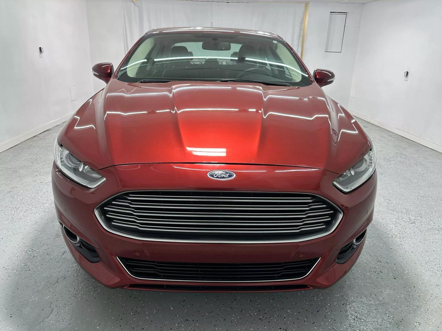 2014 Ford Fusion Titanium photo 2