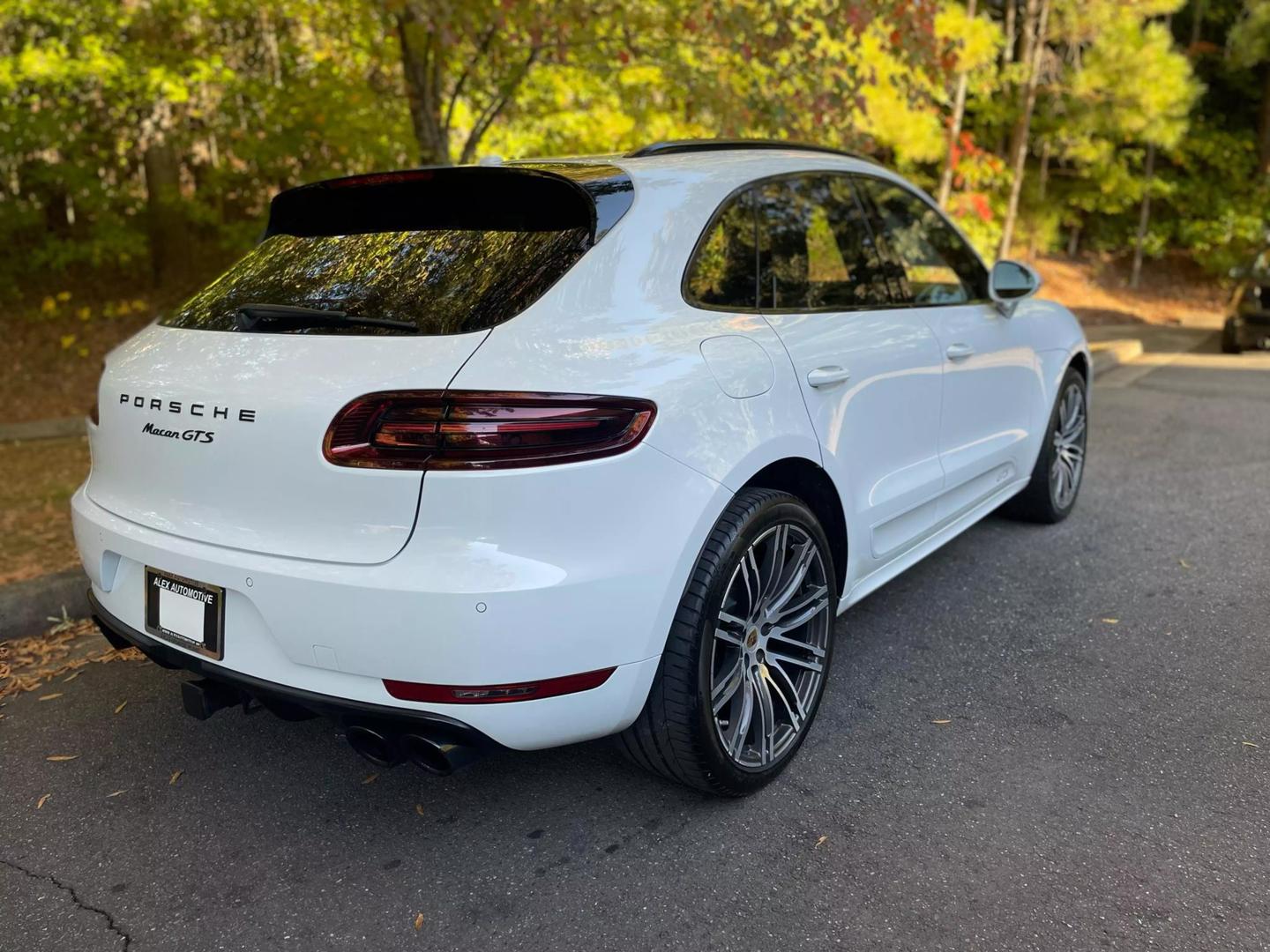 2017 Porsche Macan GTS photo 7