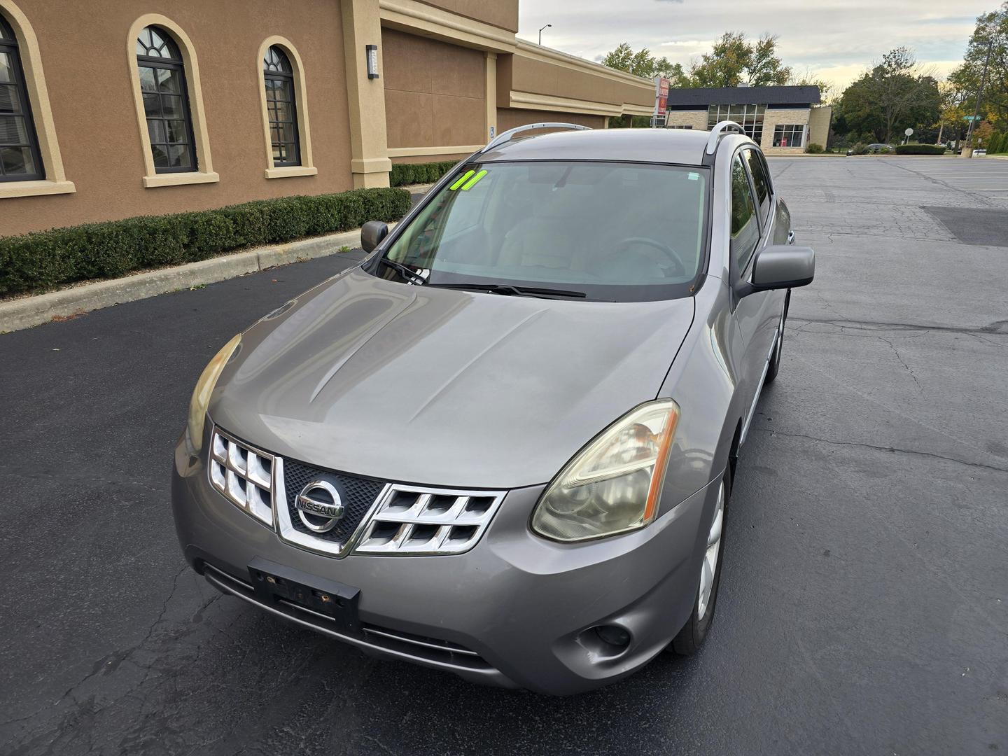 2011 Nissan Rogue SV photo 8