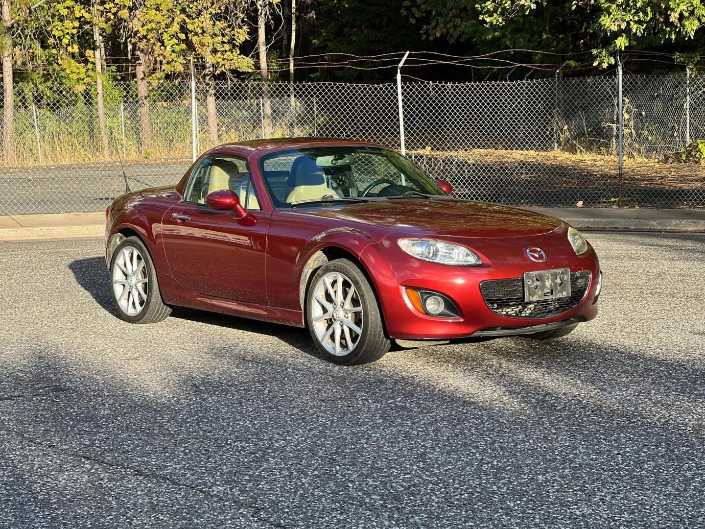 2011 Mazda MX-5 Miata Grand Touring Hard Top photo 5