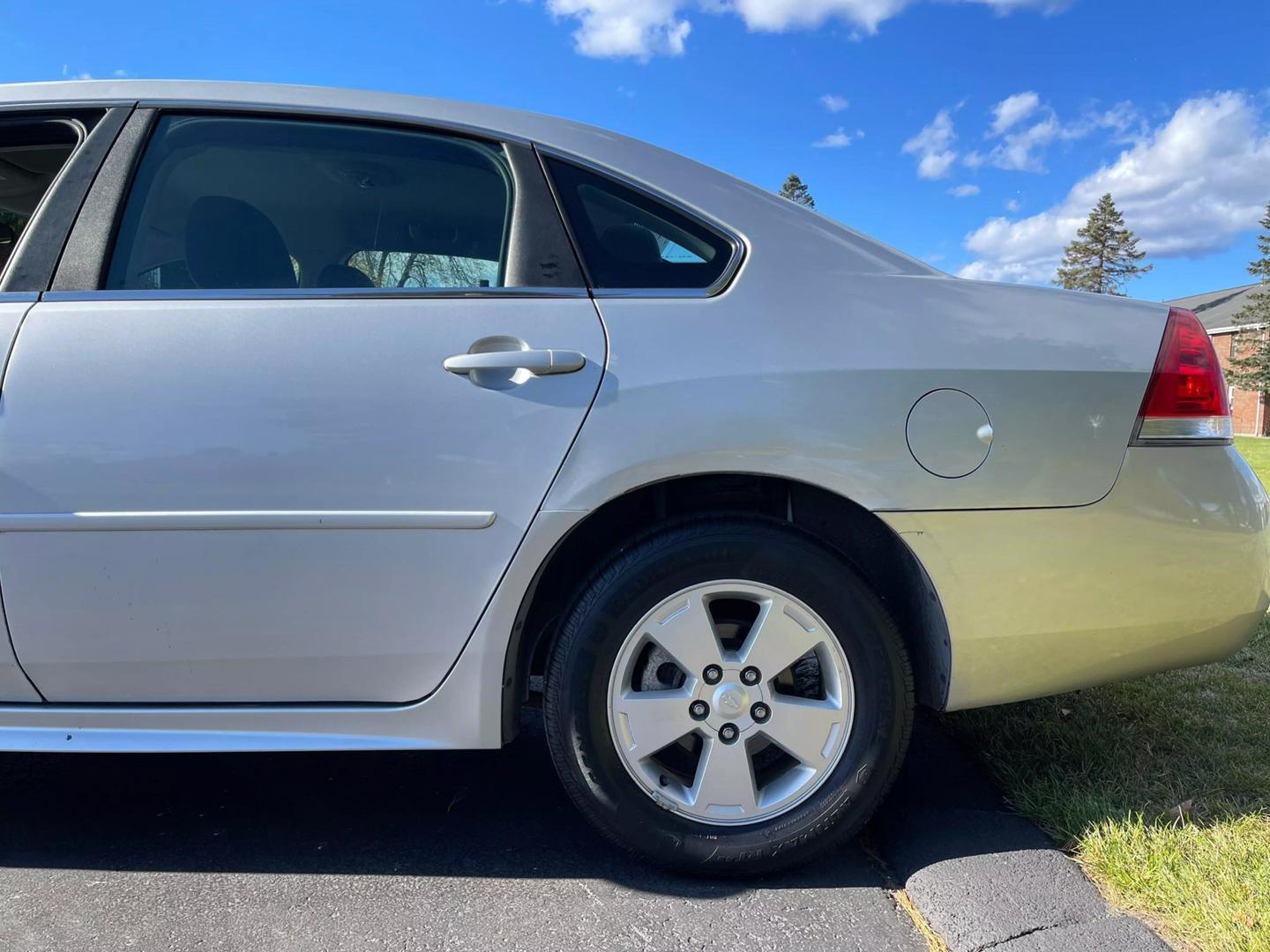 2011 Chevrolet Impala 1FL photo 30