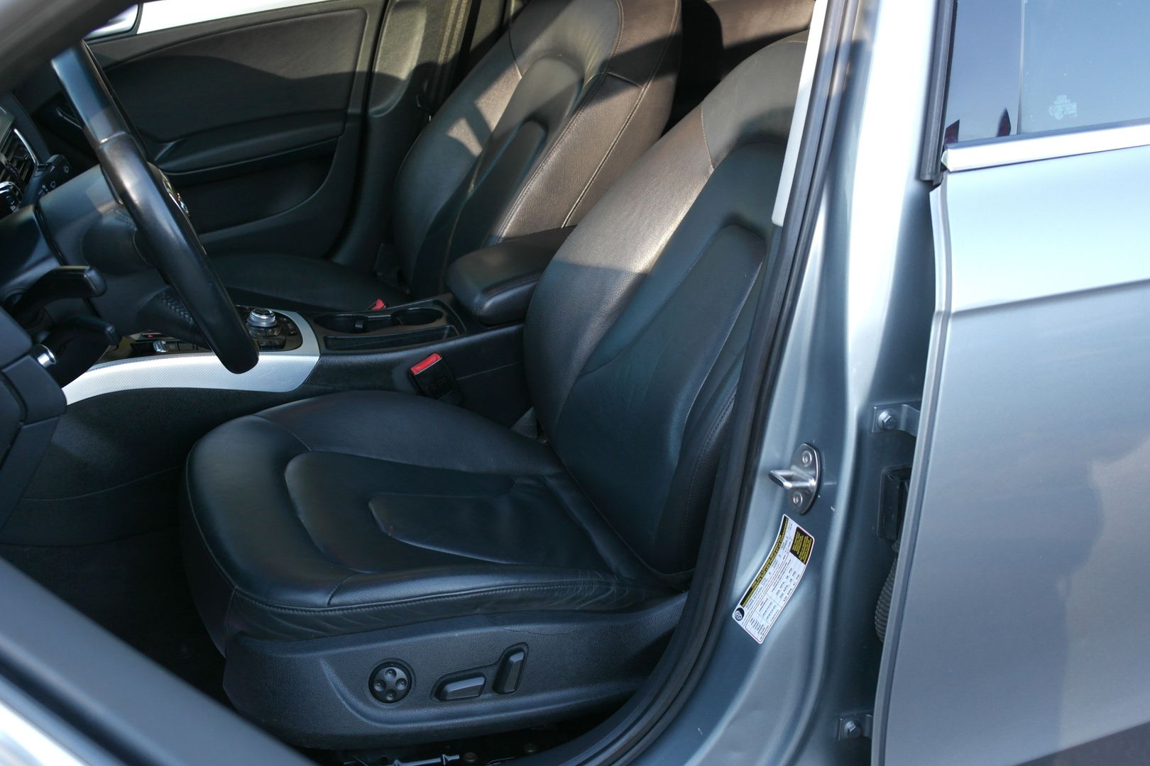 Image 10 of 2011 AUDI A4