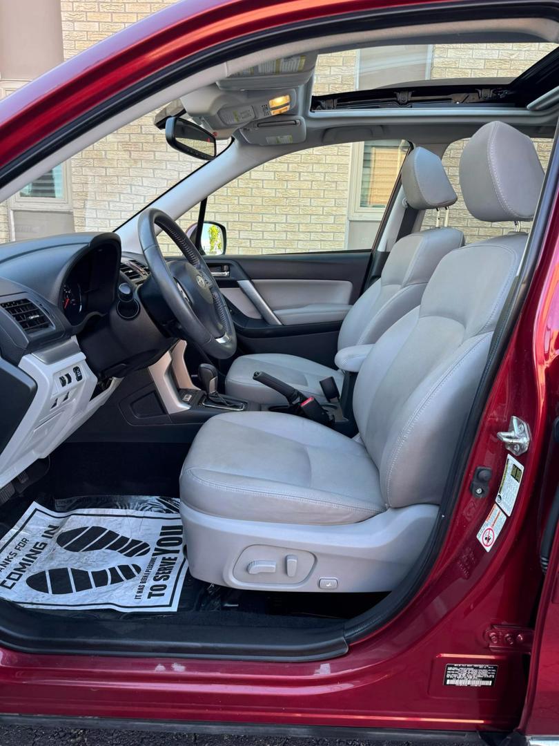 2015 Subaru Forester i Touring photo 10