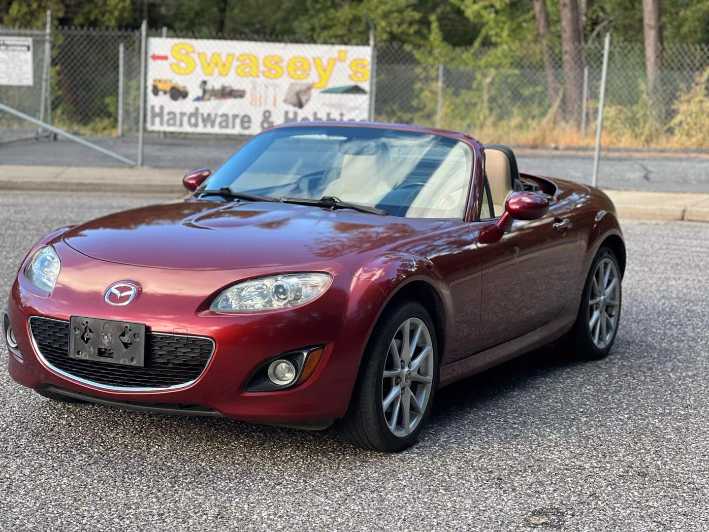 2011 Mazda MX-5 Miata Grand Touring Hard Top photo 14