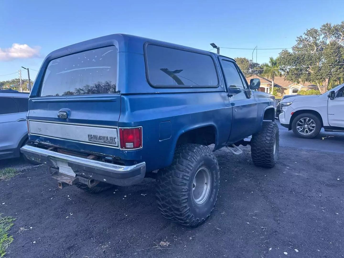 1989 Chevrolet Blazer null photo 6