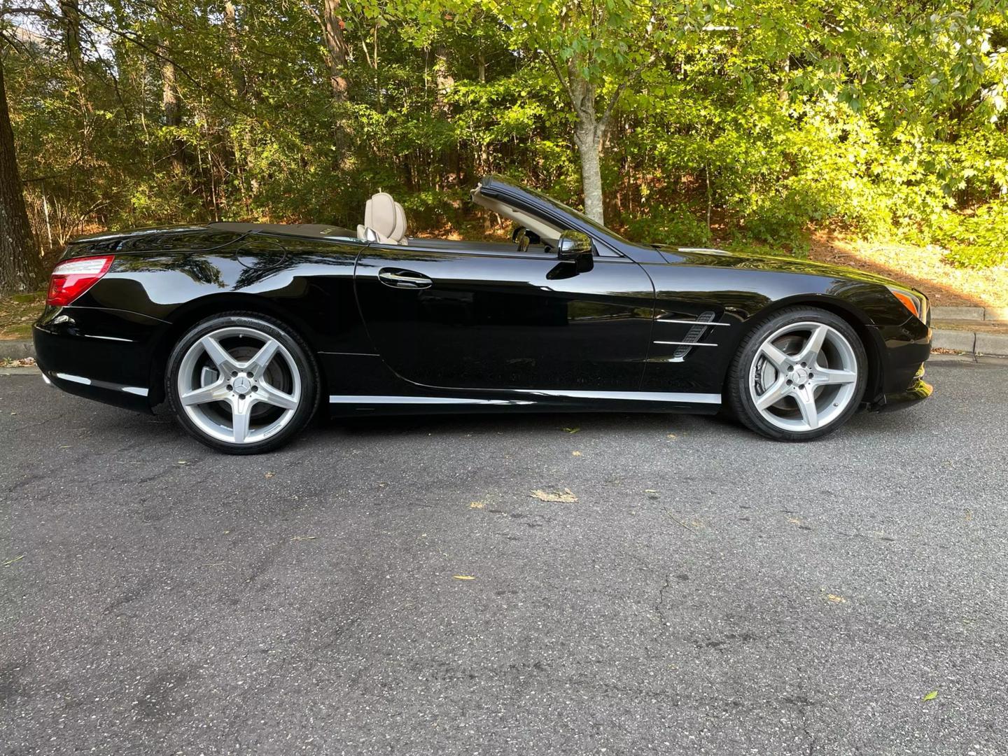 2013 Mercedes-Benz SL-Class SL550 photo 11