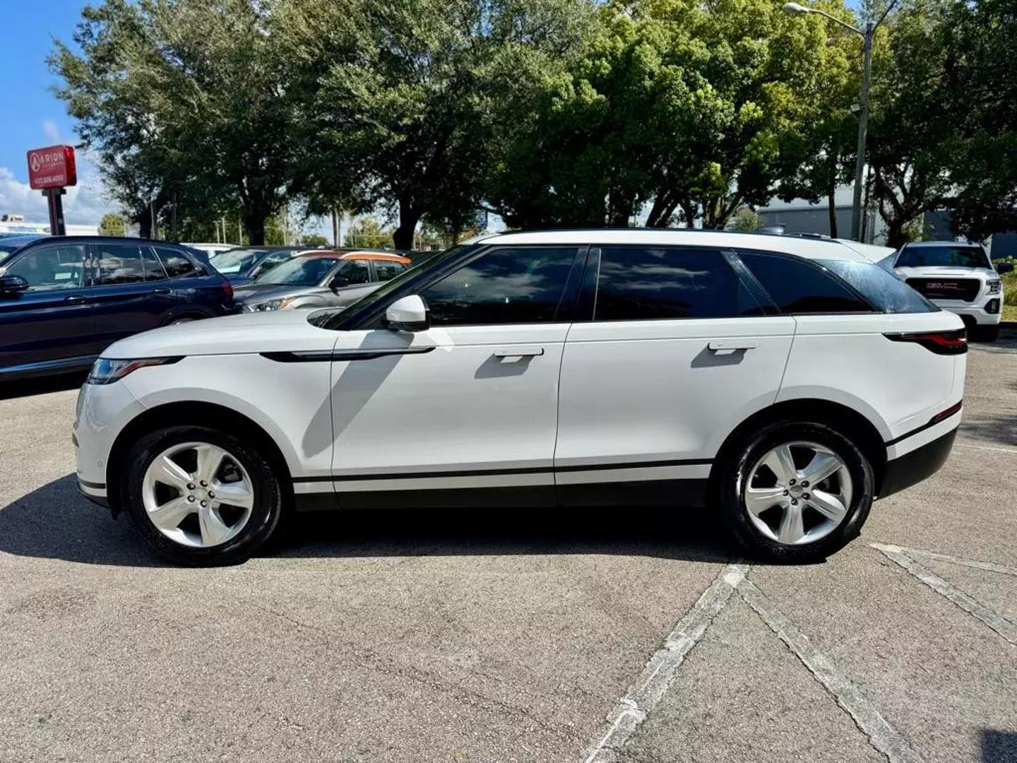 2021 Land Rover Range Rover Velar S photo 3