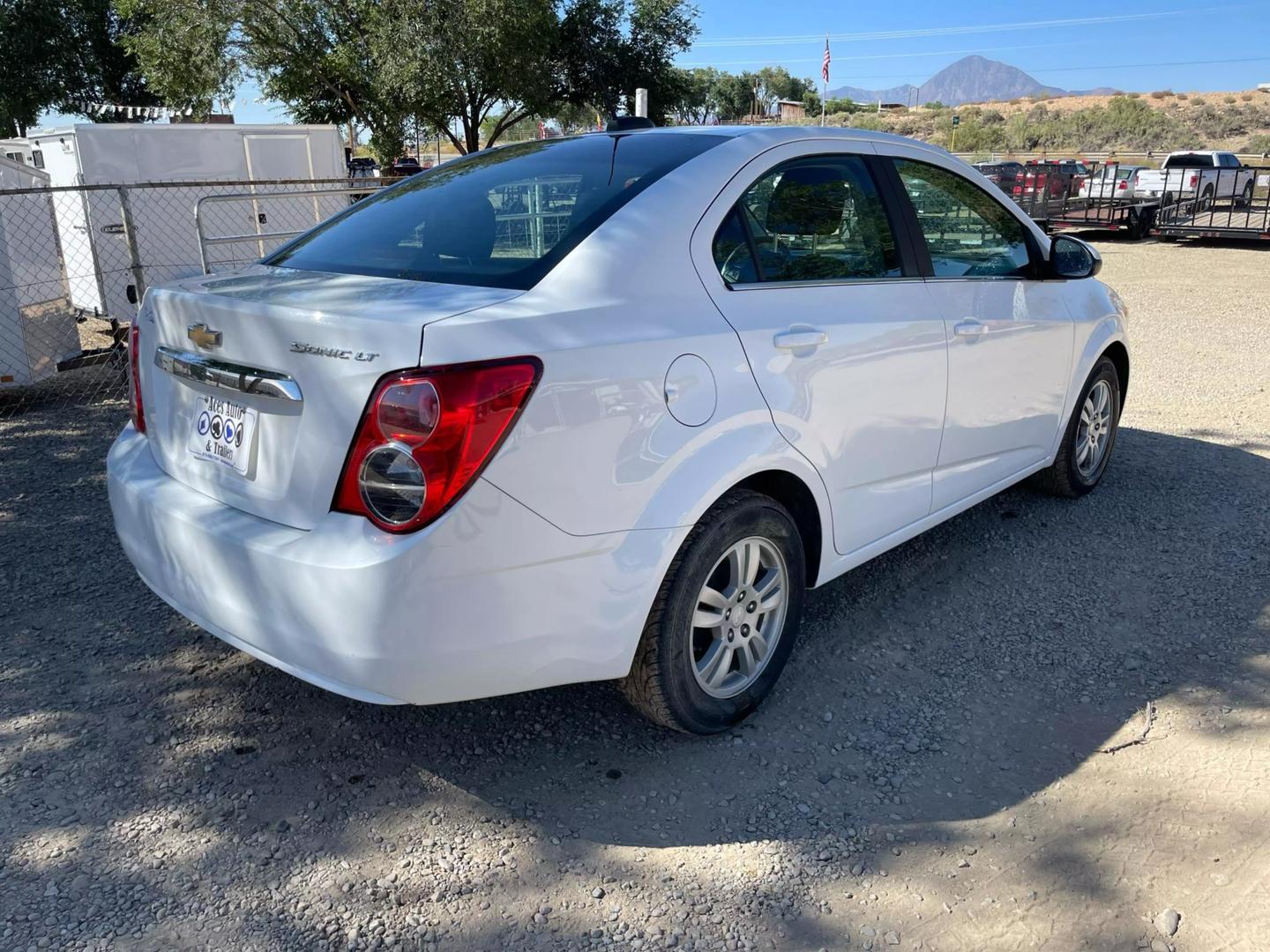 2015 Chevrolet Sonic LT photo 5