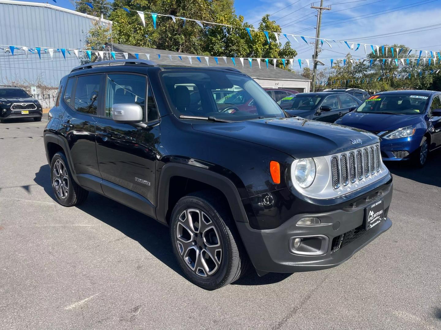 2015 Jeep Renegade Limited photo 4