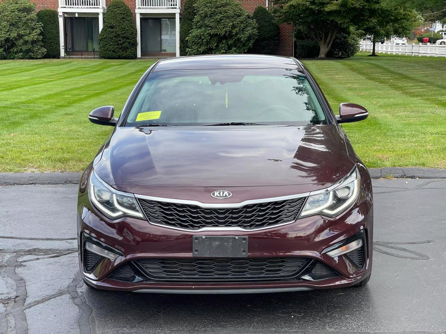 2019 Kia Optima LX photo 2