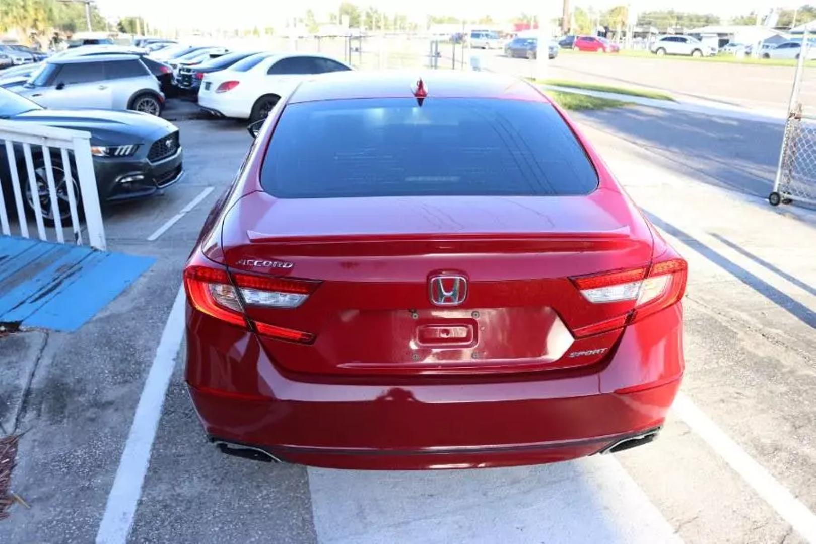 2018 Honda Accord Sport photo 5