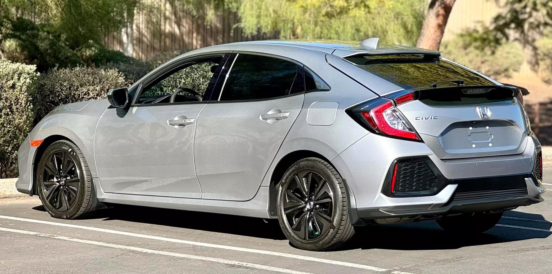 2019 Honda Civic Hatchback EX photo 6