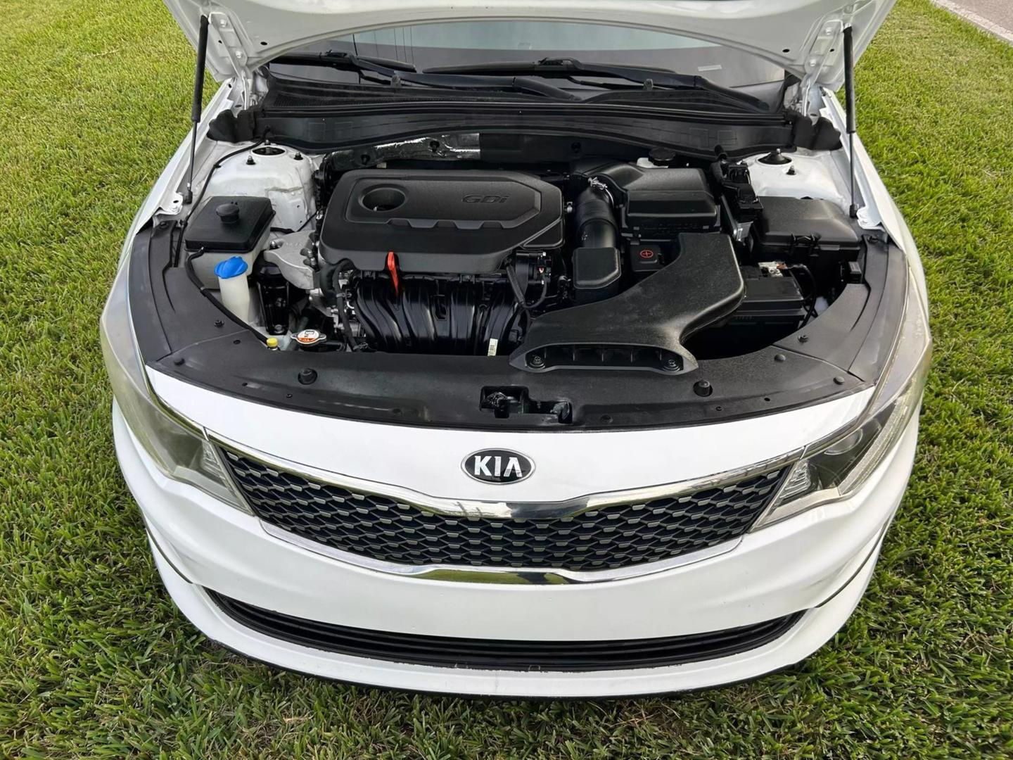 2016 Kia Optima EX photo 15