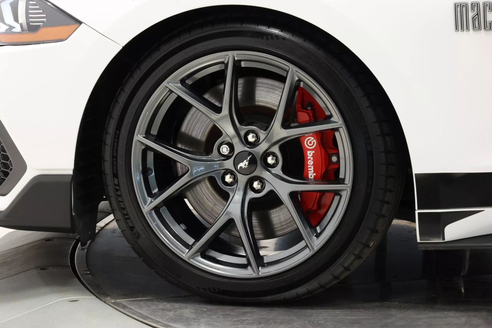 2022 Ford Mustang - Image 88