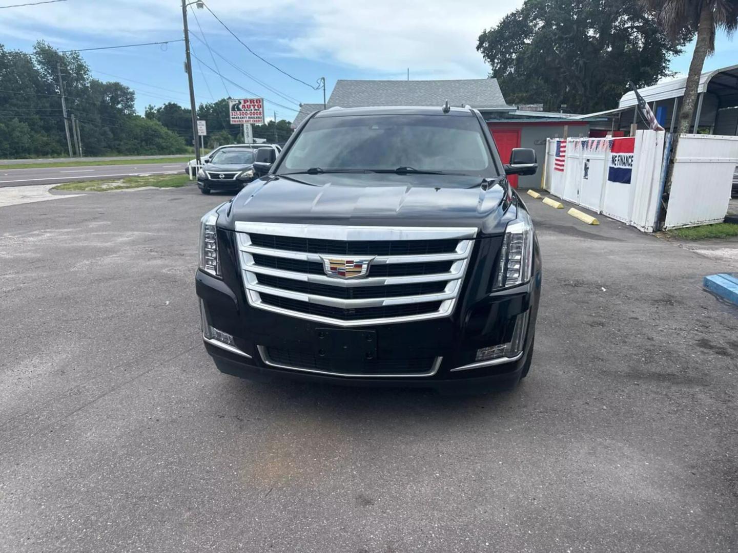 Cadillac Escalade's photo