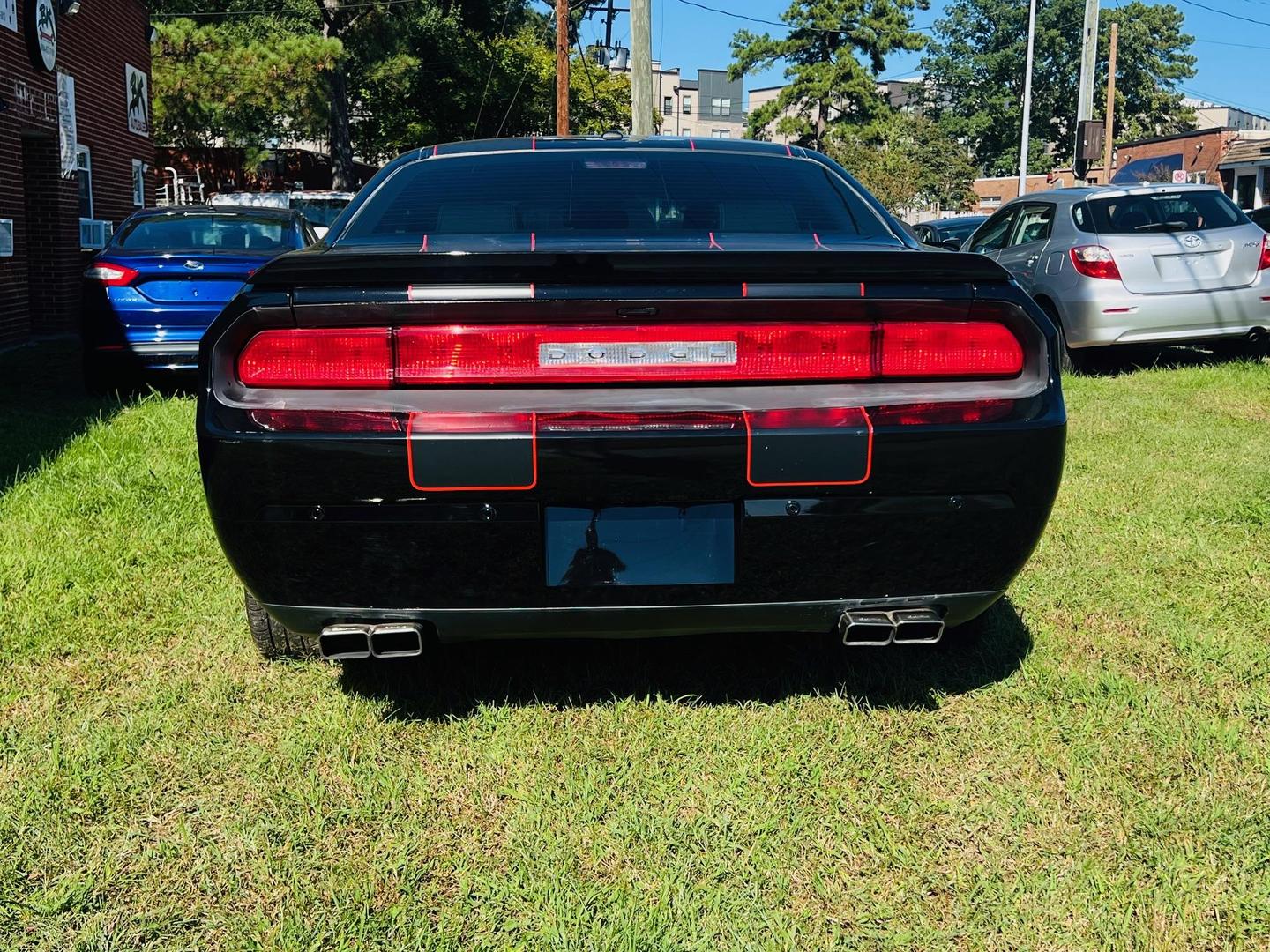 2014 Dodge Challenger R/T photo 7