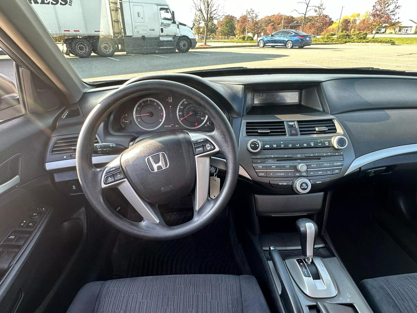 2012 Honda Accord LX photo 10