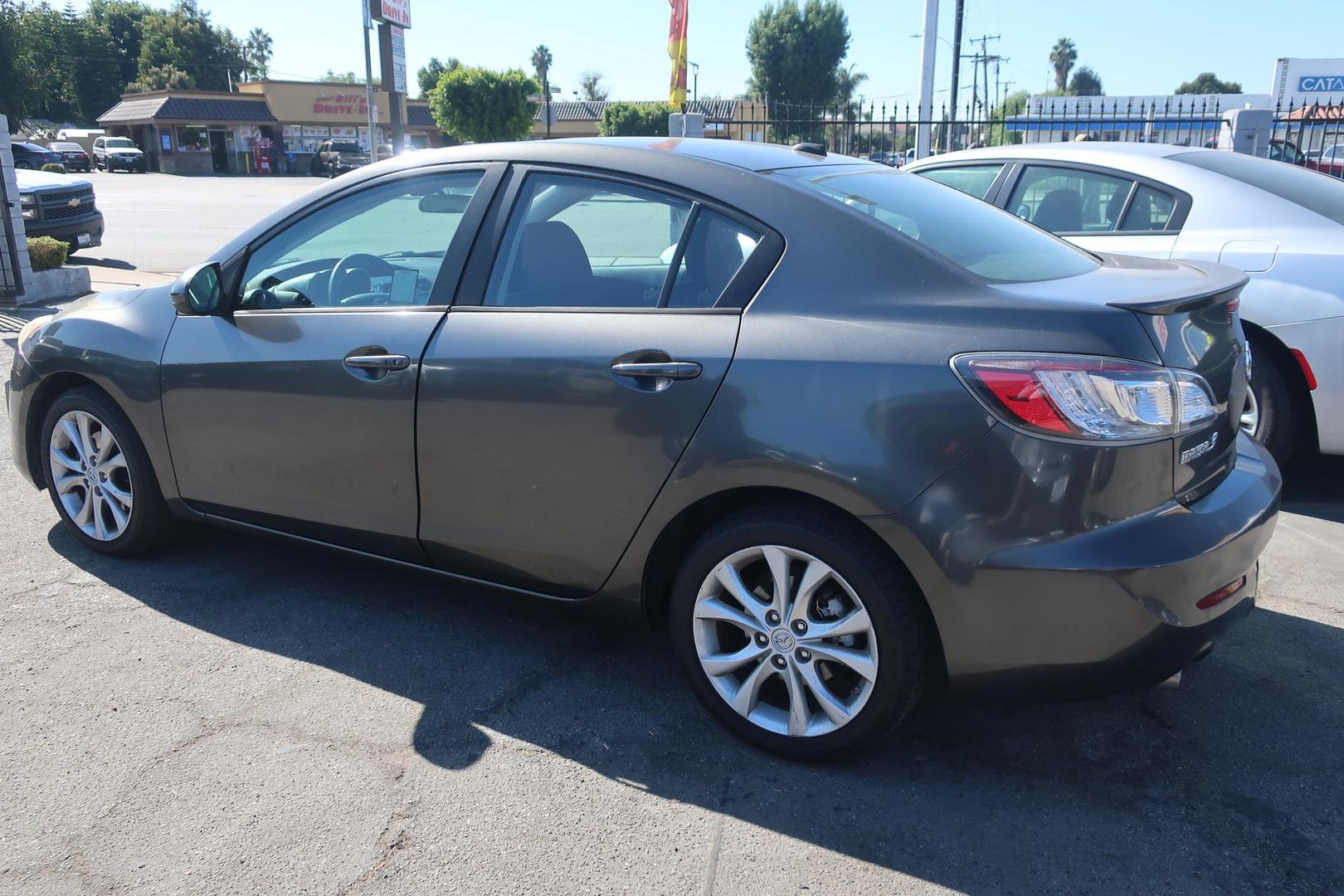 2011 Mazda MAZDA3 s Sport photo 6