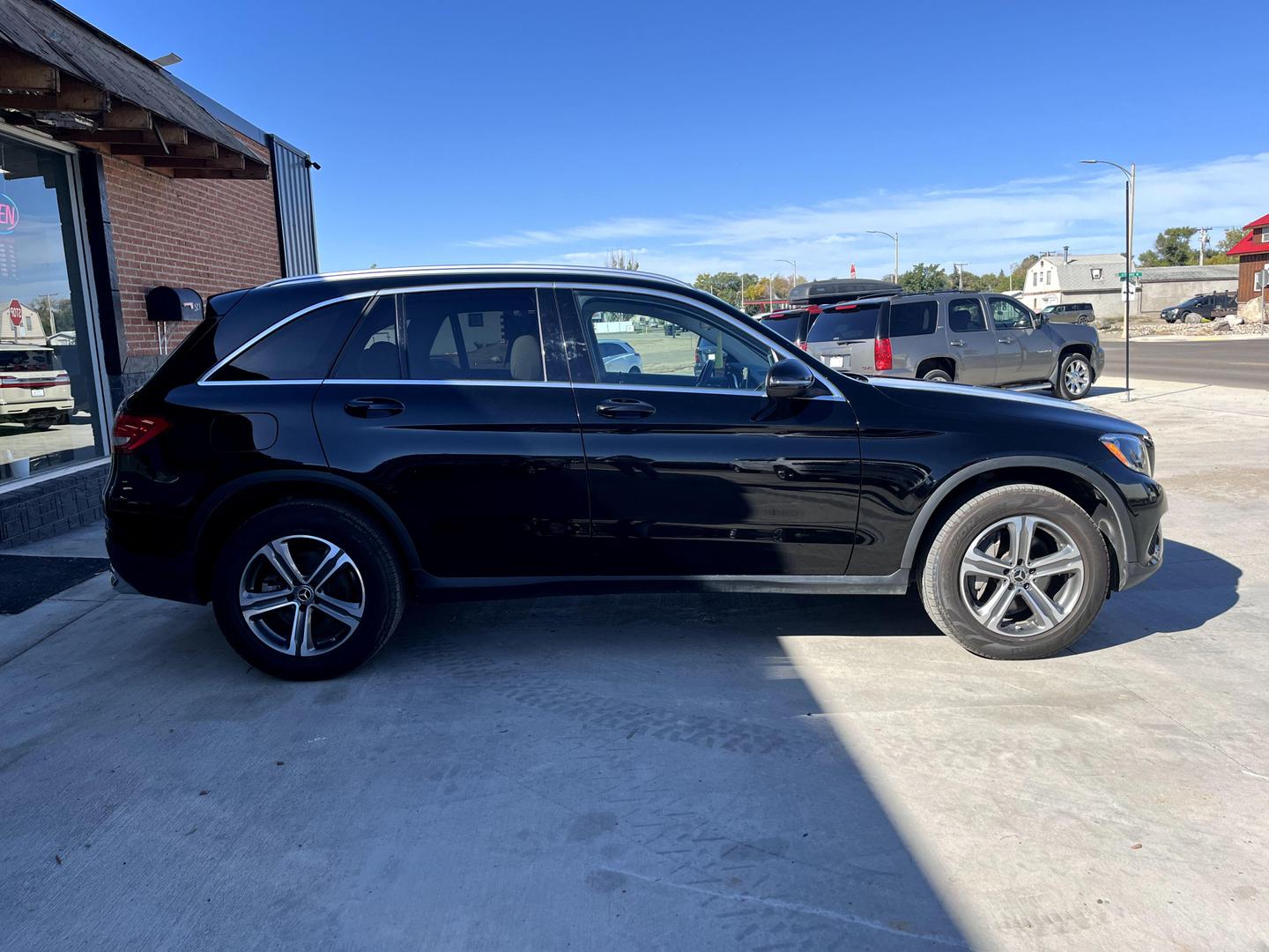 2019 Mercedes-Benz GLC GLC300 photo 4