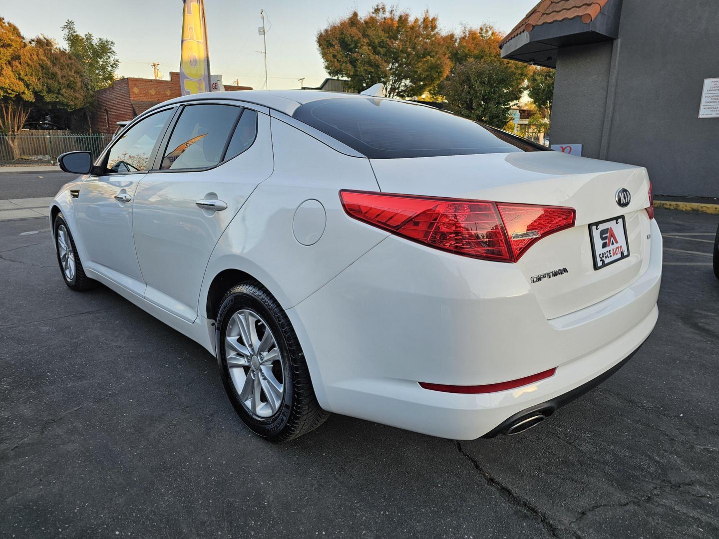 2013 Kia Optima LX photo 7