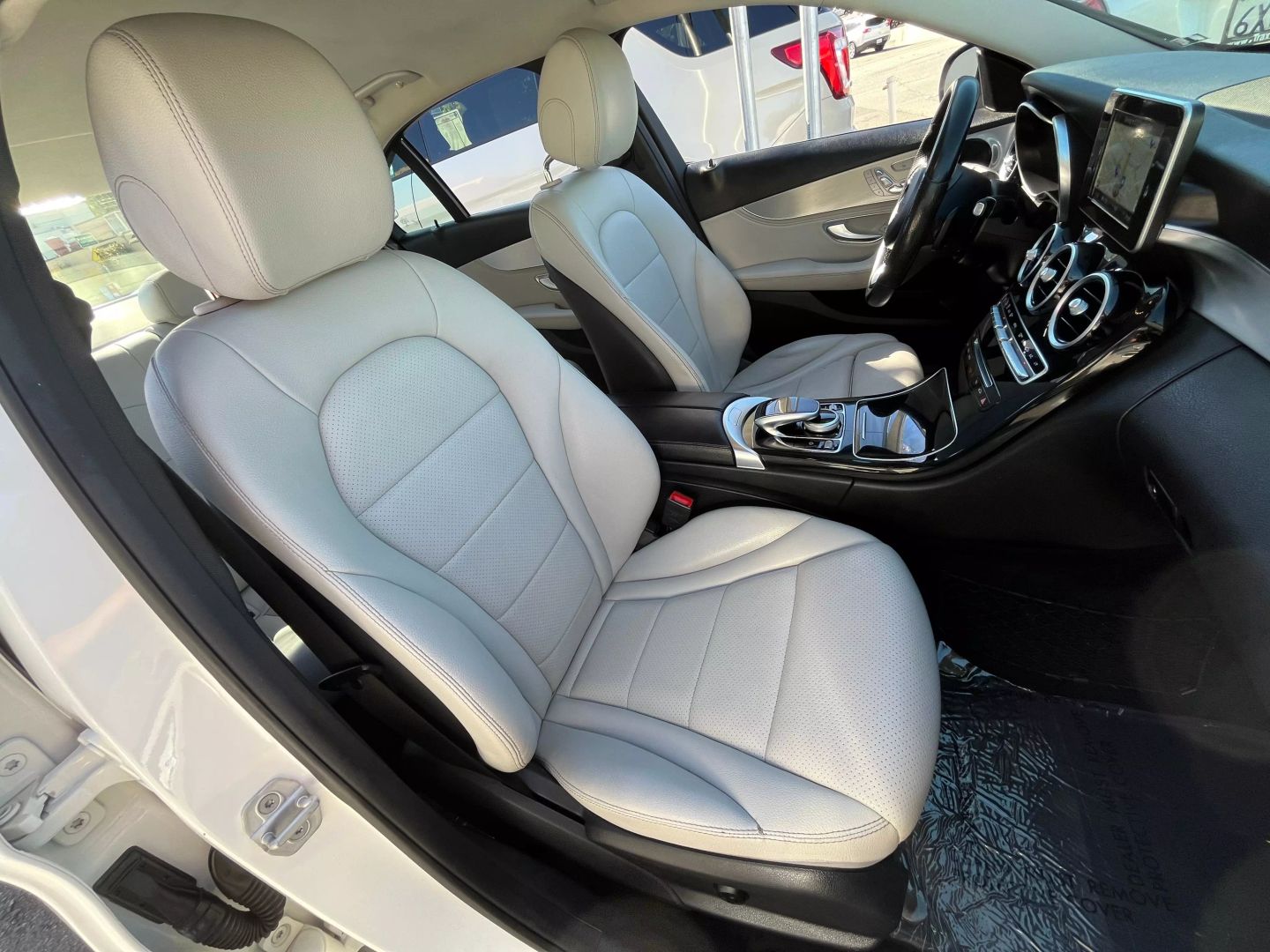 2016 Mercedes-benz C-class  Vin: 55swf4jb2gu110073 Stock Id: 110073 - Image 12