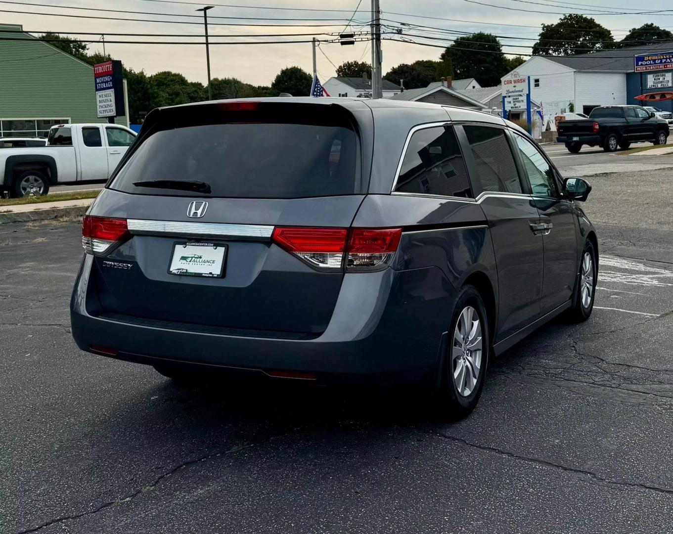 2016 Honda Odyssey EX-L photo 6