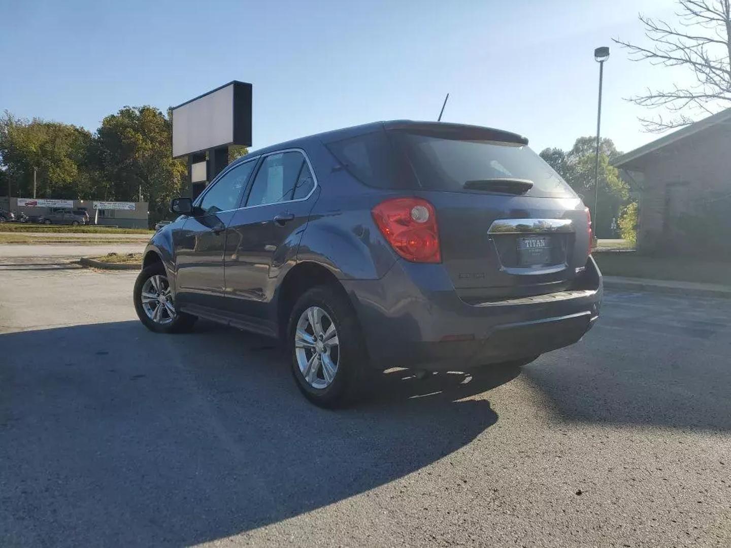 2014 Chevrolet Equinox LS photo 3