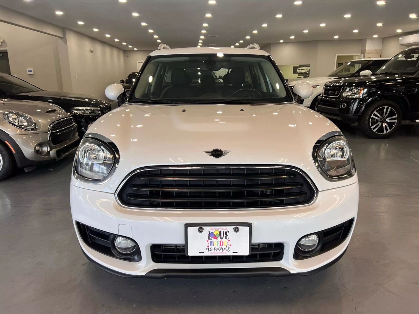 2019 Mini Countryman Cooper Hatchback 4d - Image 2