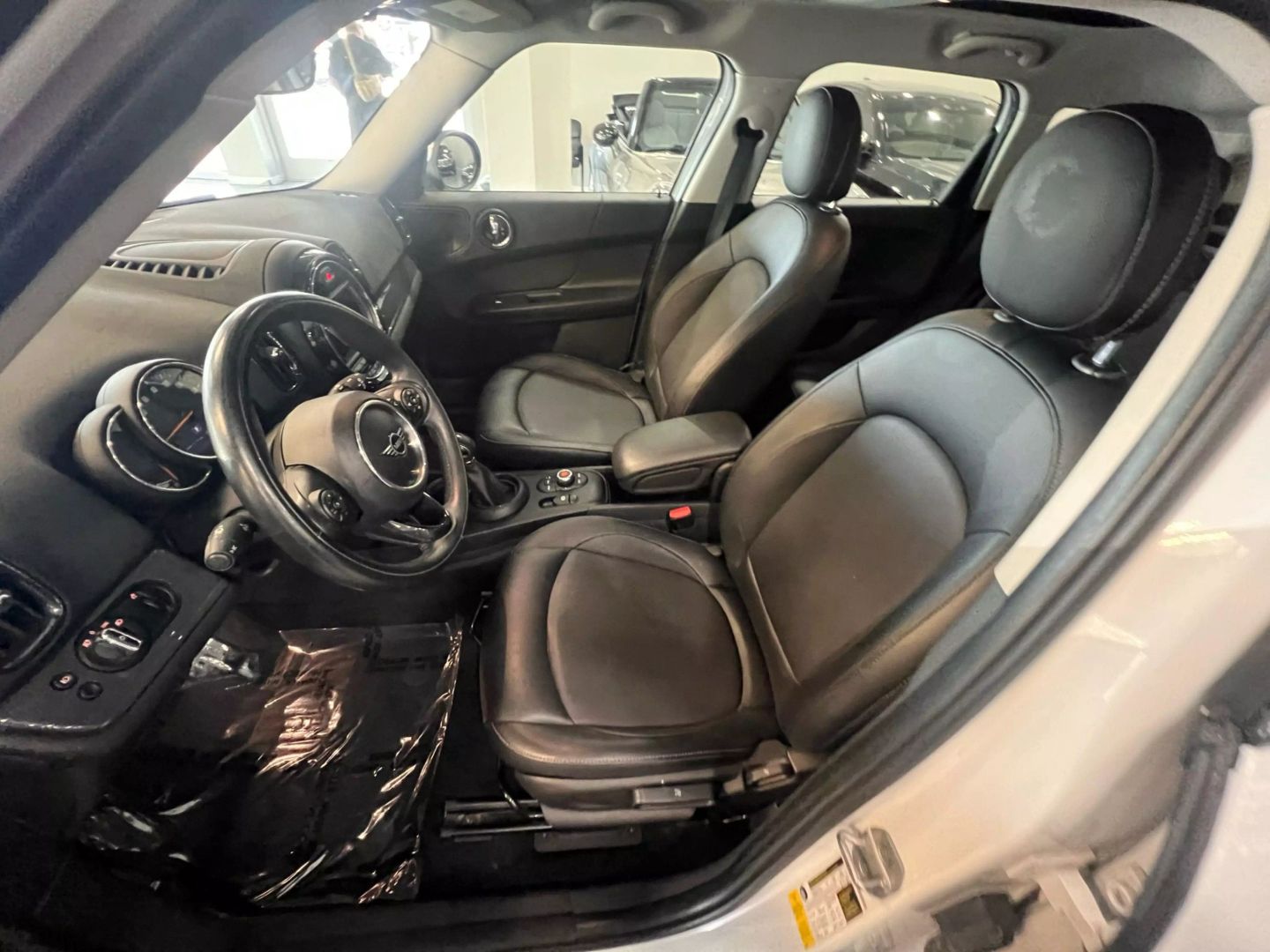 2019 Mini Countryman Cooper Hatchback 4d - Image 13