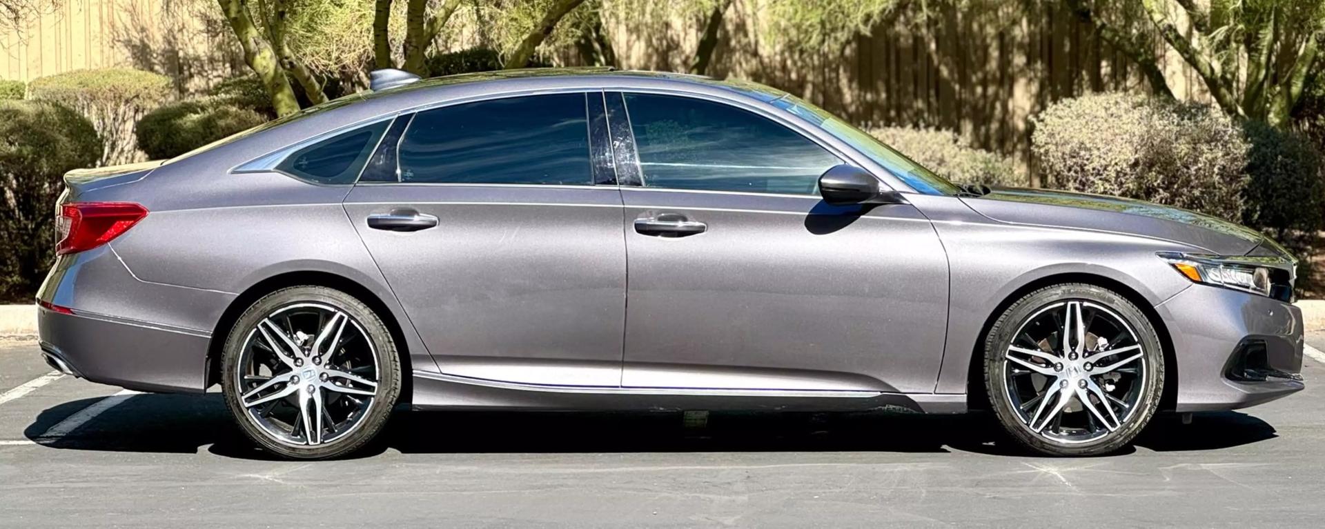 2021 Honda Accord Touring photo 4