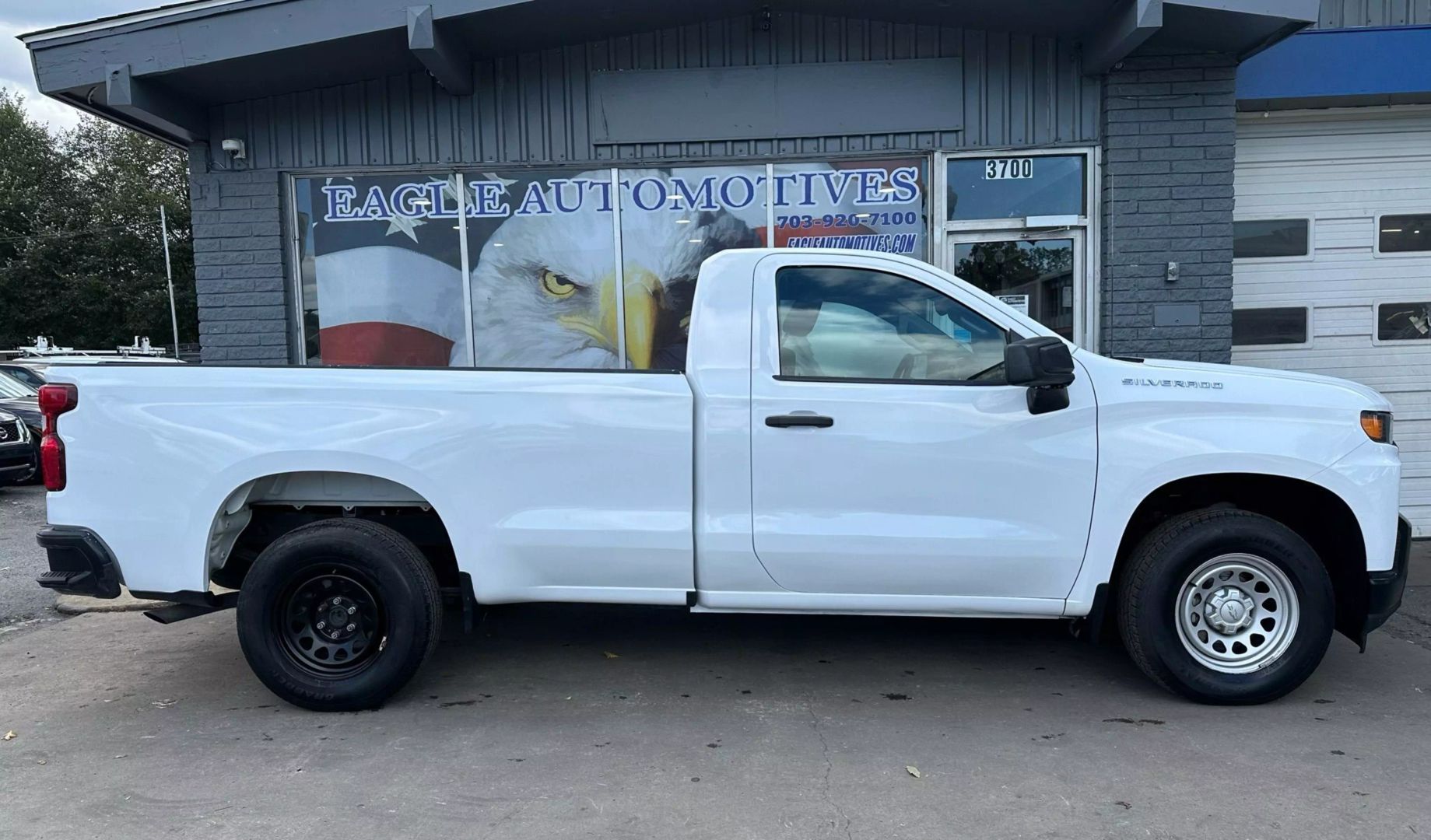 Used 2019 Chevrolet Silverado 1500 Work Truck with VIN 3GCNWAEH6KG276125 for sale in Arlington, VA