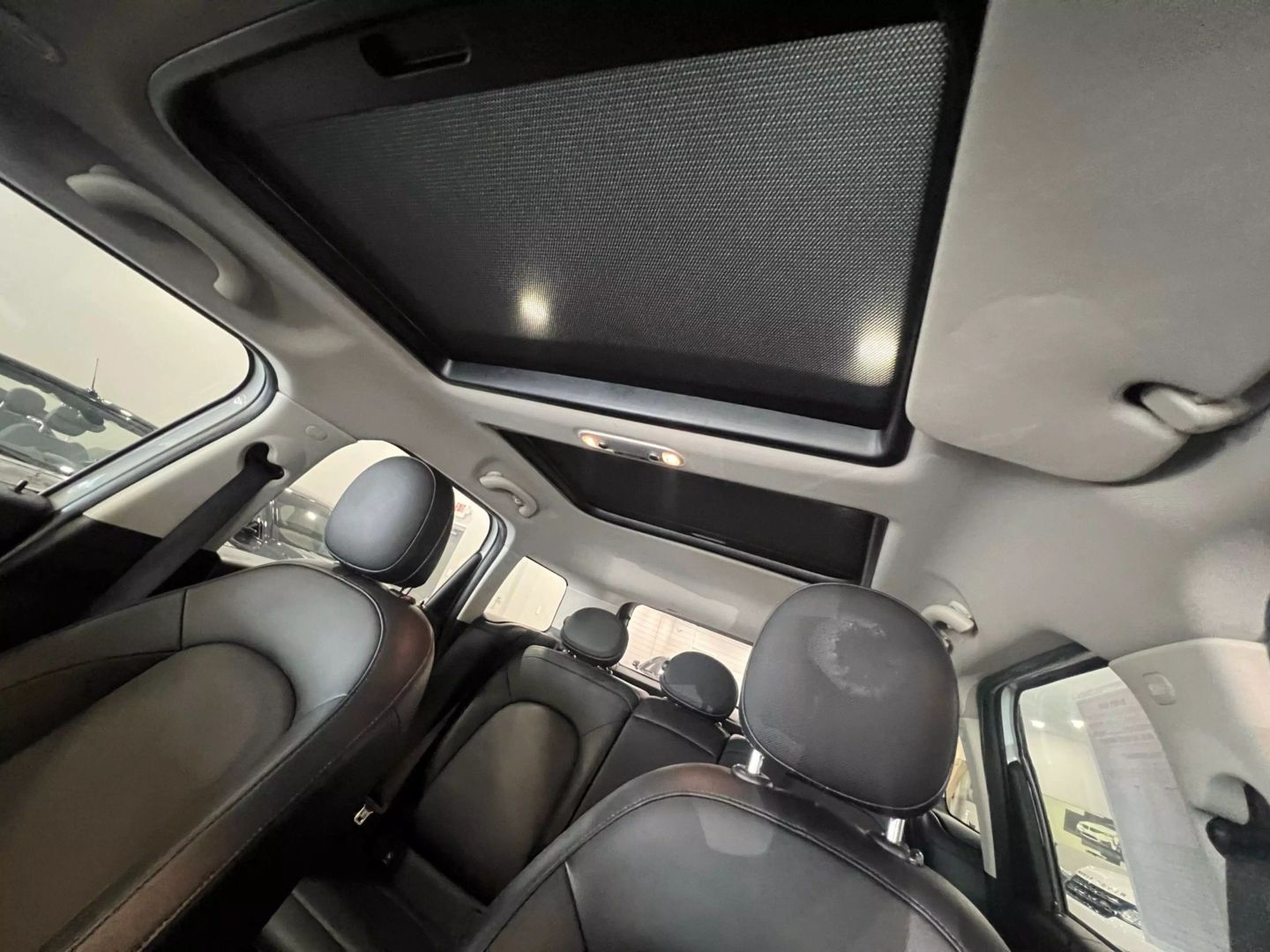 2019 Mini Countryman Cooper Hatchback 4d - Image 32