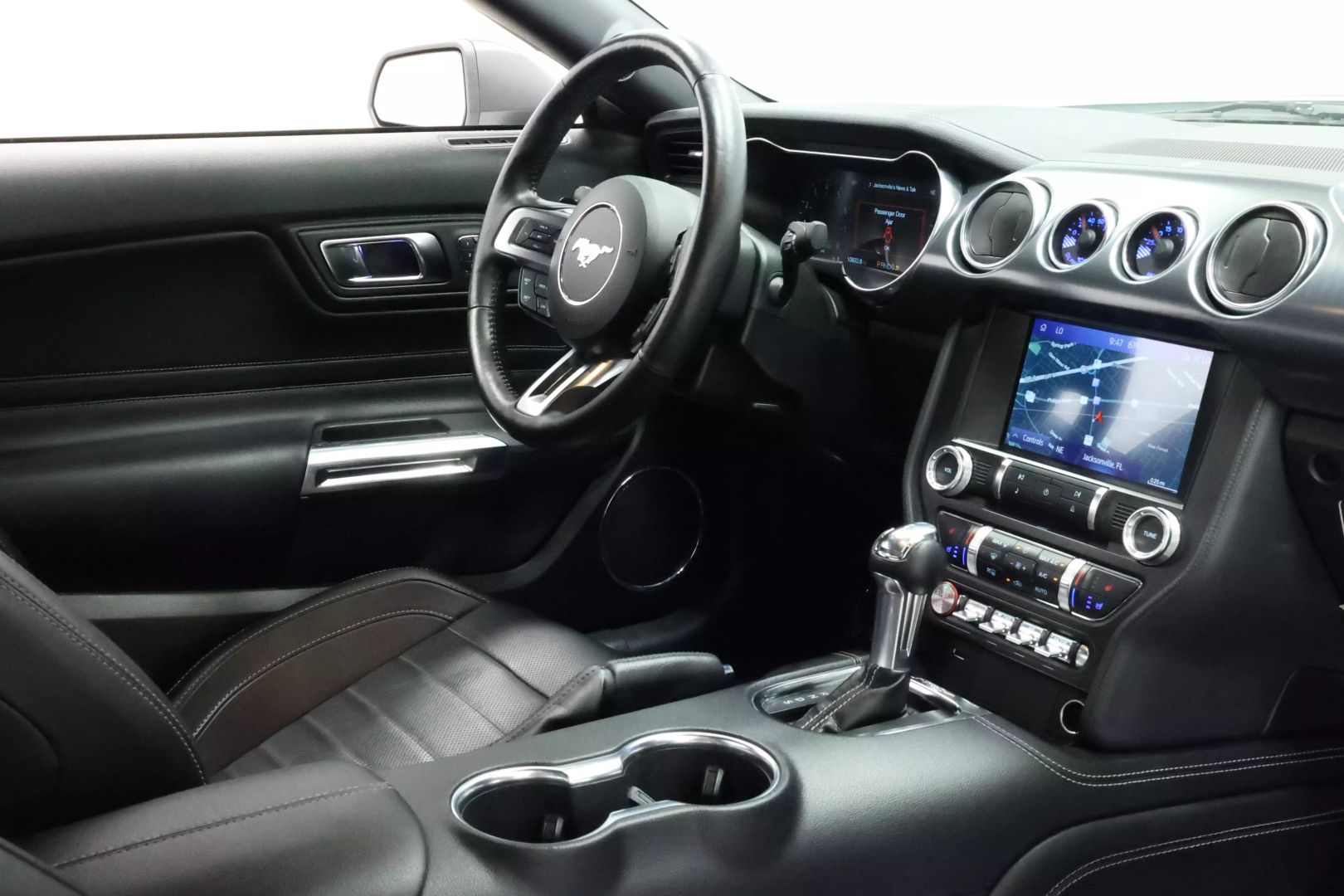 2022 Ford Mustang - Image 74
