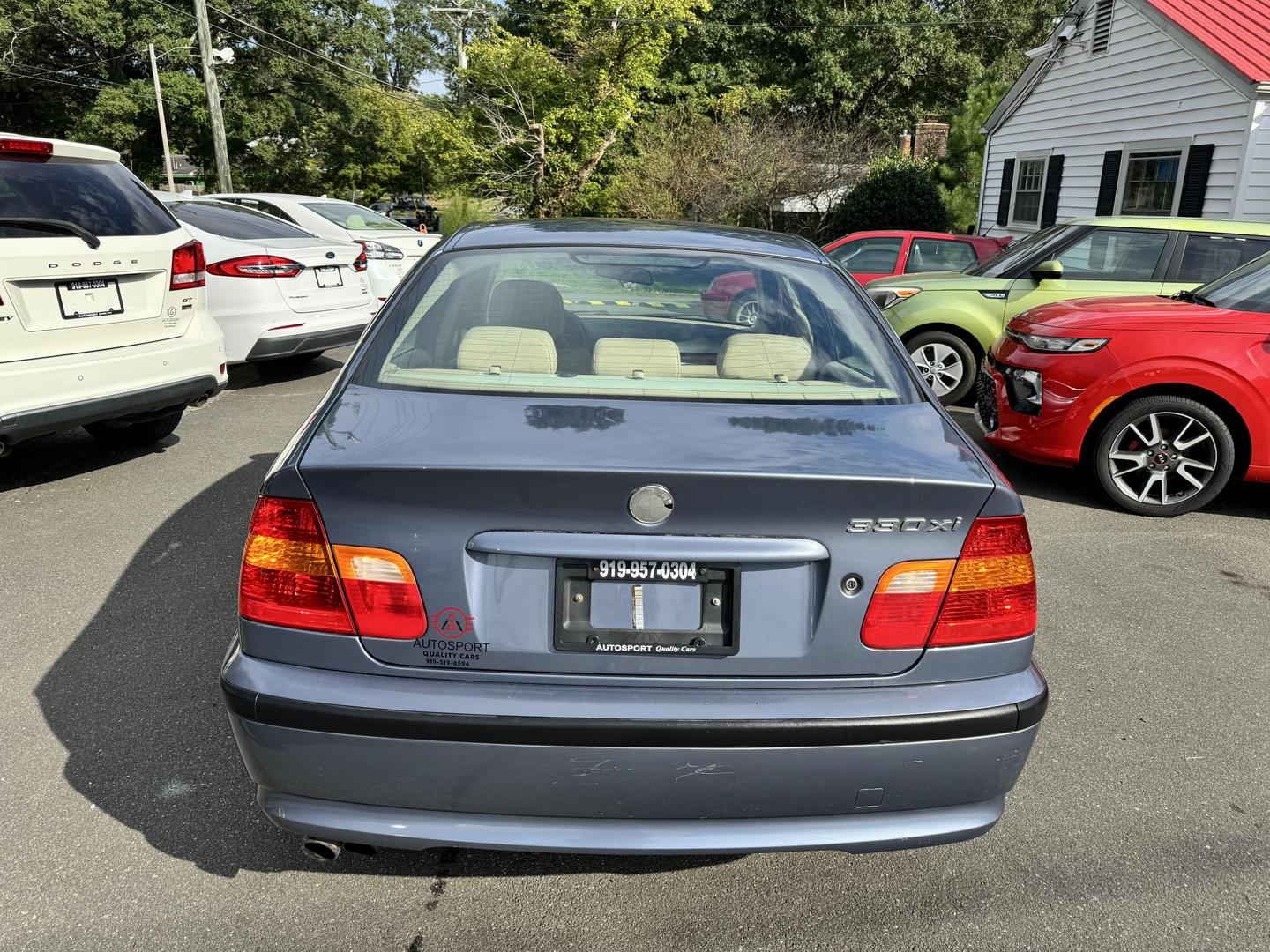 2005 BMW 3 Series 330 photo 6