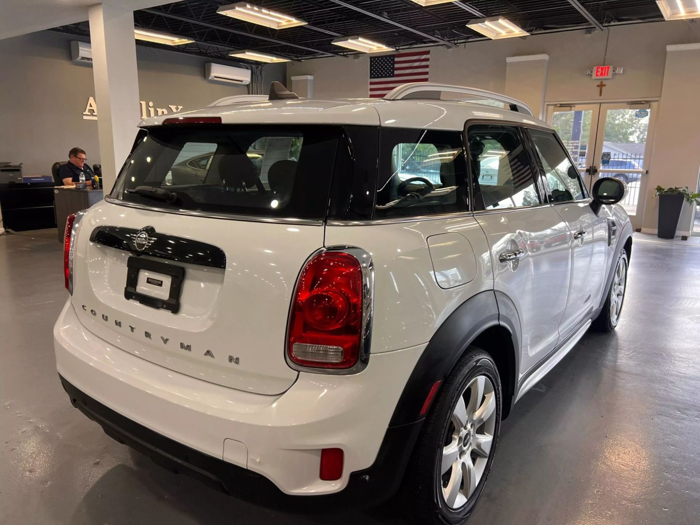 2019 Mini Countryman Cooper Hatchback 4d - Image 7